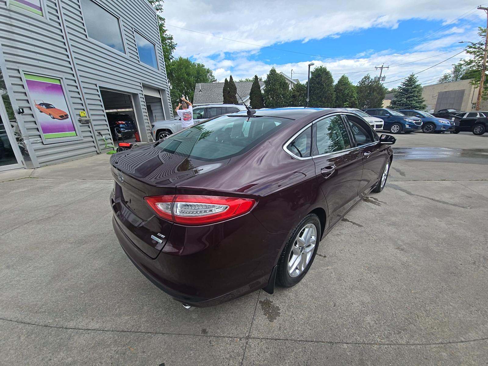 FORD FUSION - 3