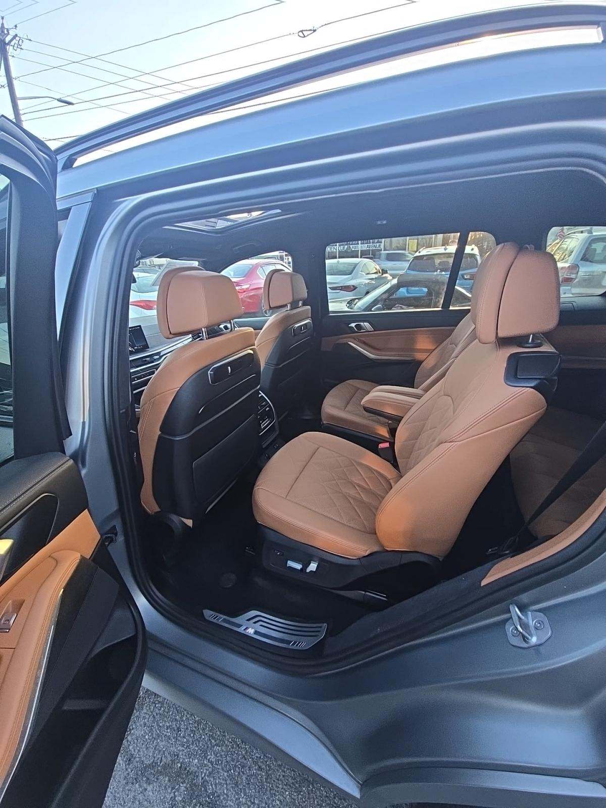 2024 BMW X7 xDrive40i AWD