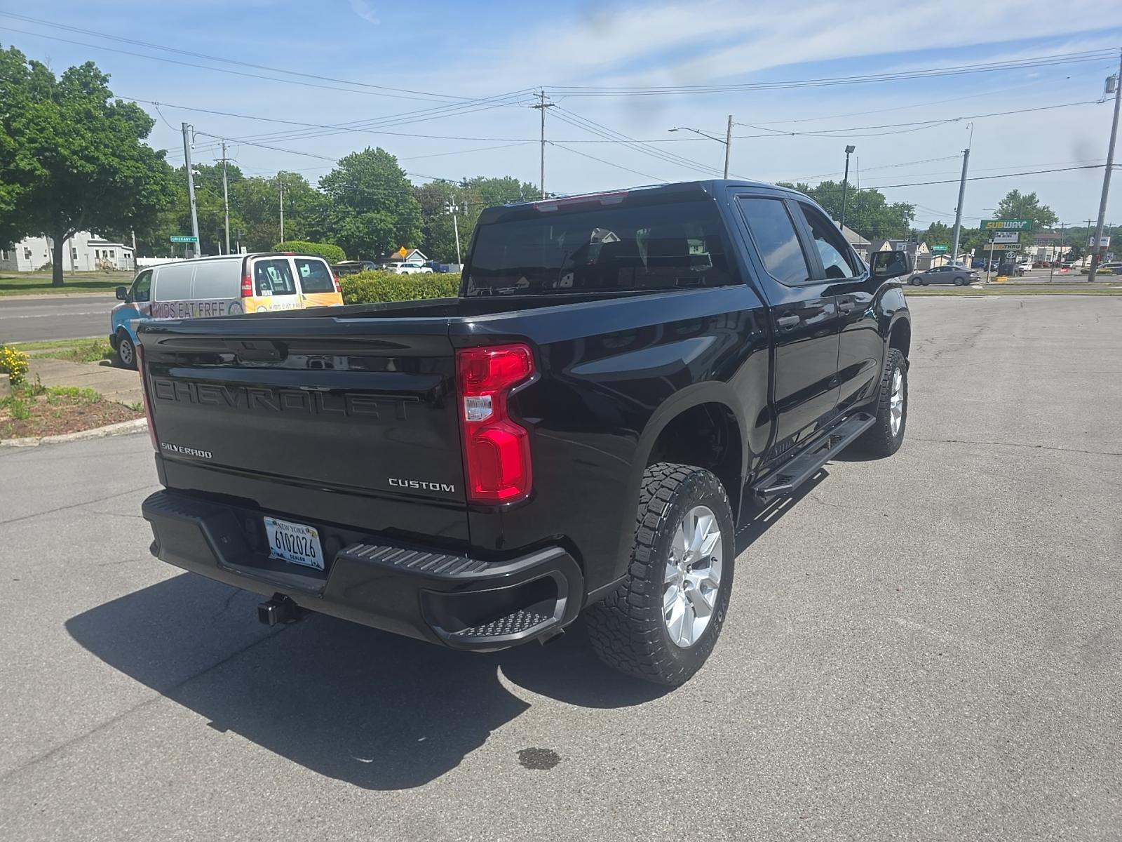 2021 Chevrolet Silverado 1500 Custom RWD