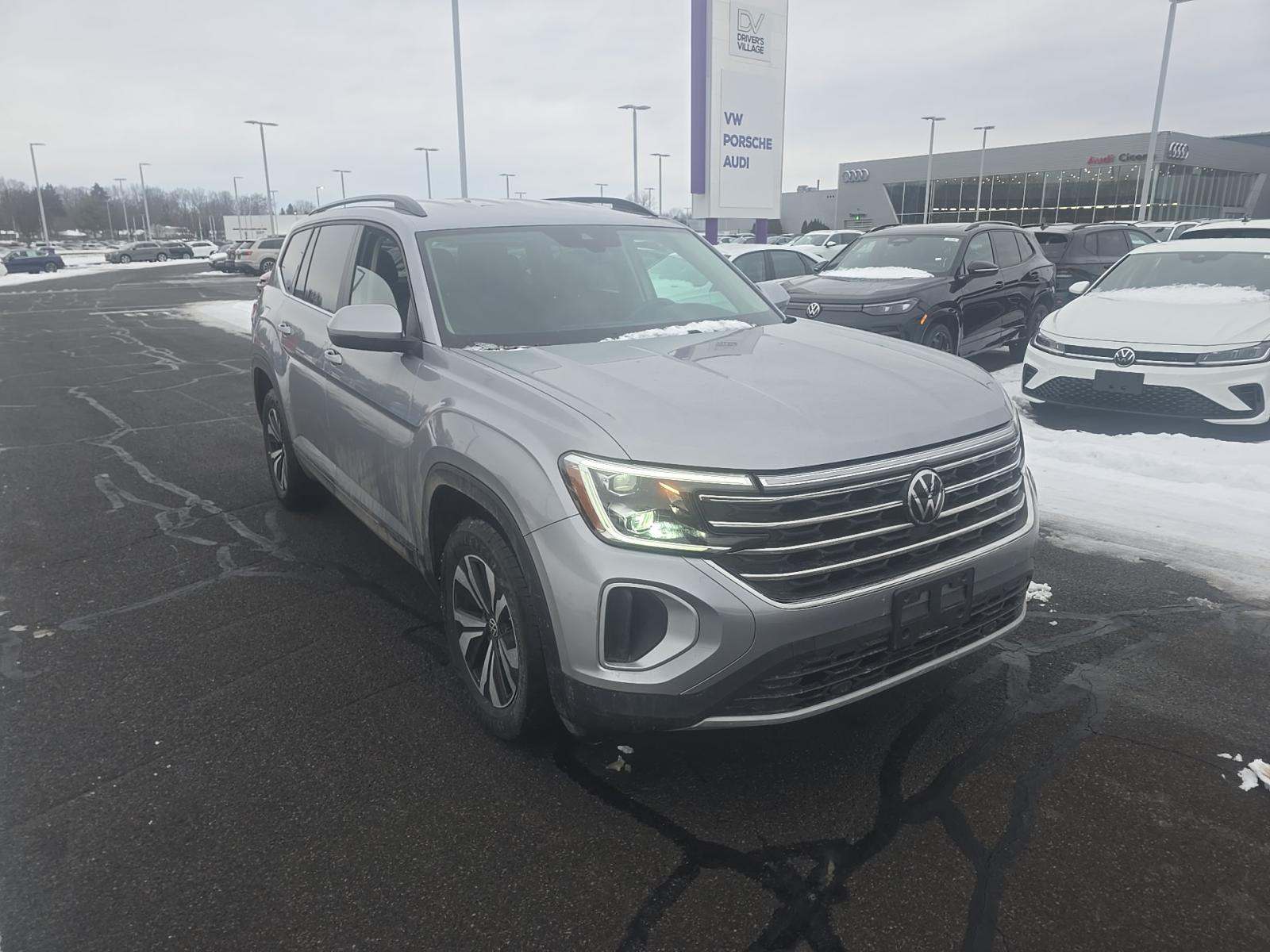 2024 Volkswagen Atlas 2.0T SE AWD