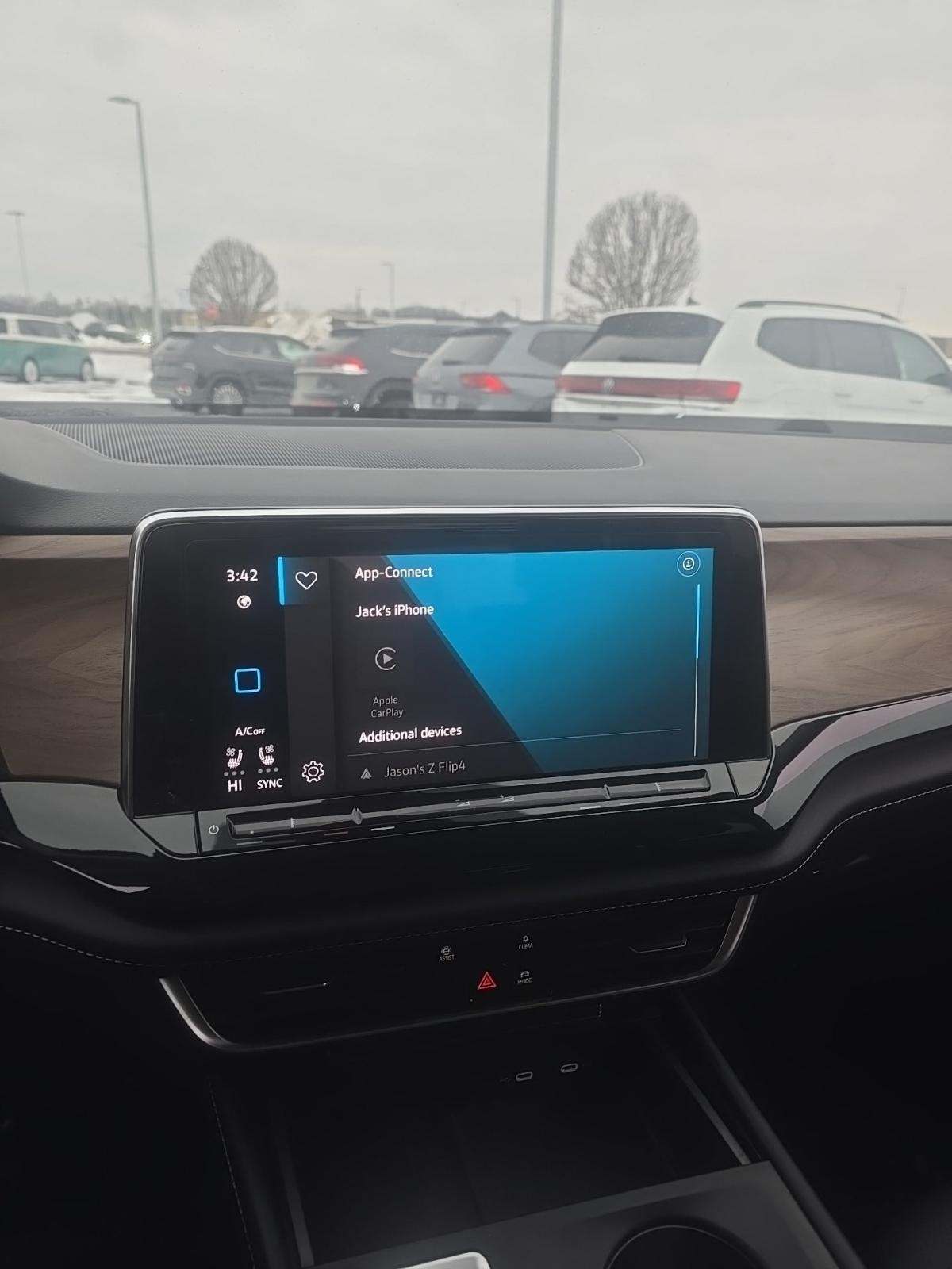 2024 Volkswagen Atlas 2.0T SE AWD