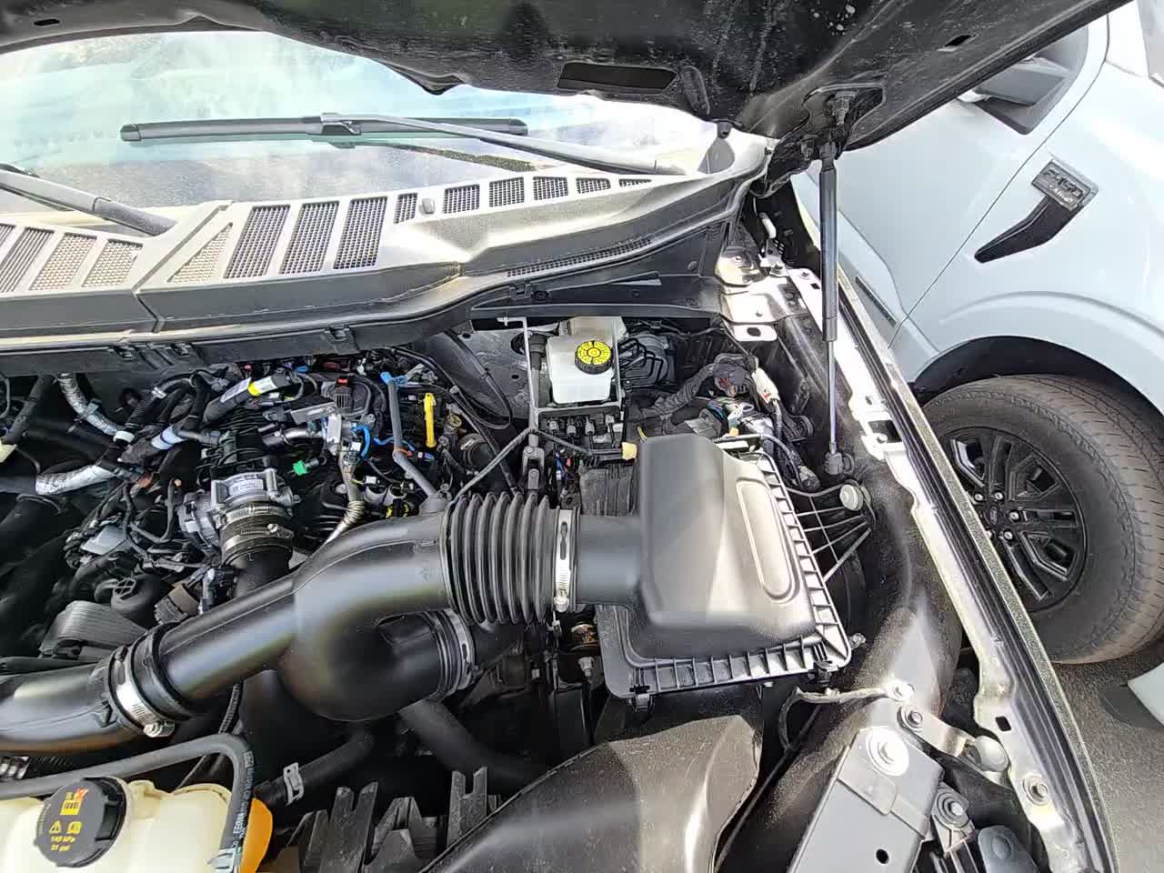 2024 Ford F-150 STX AWD