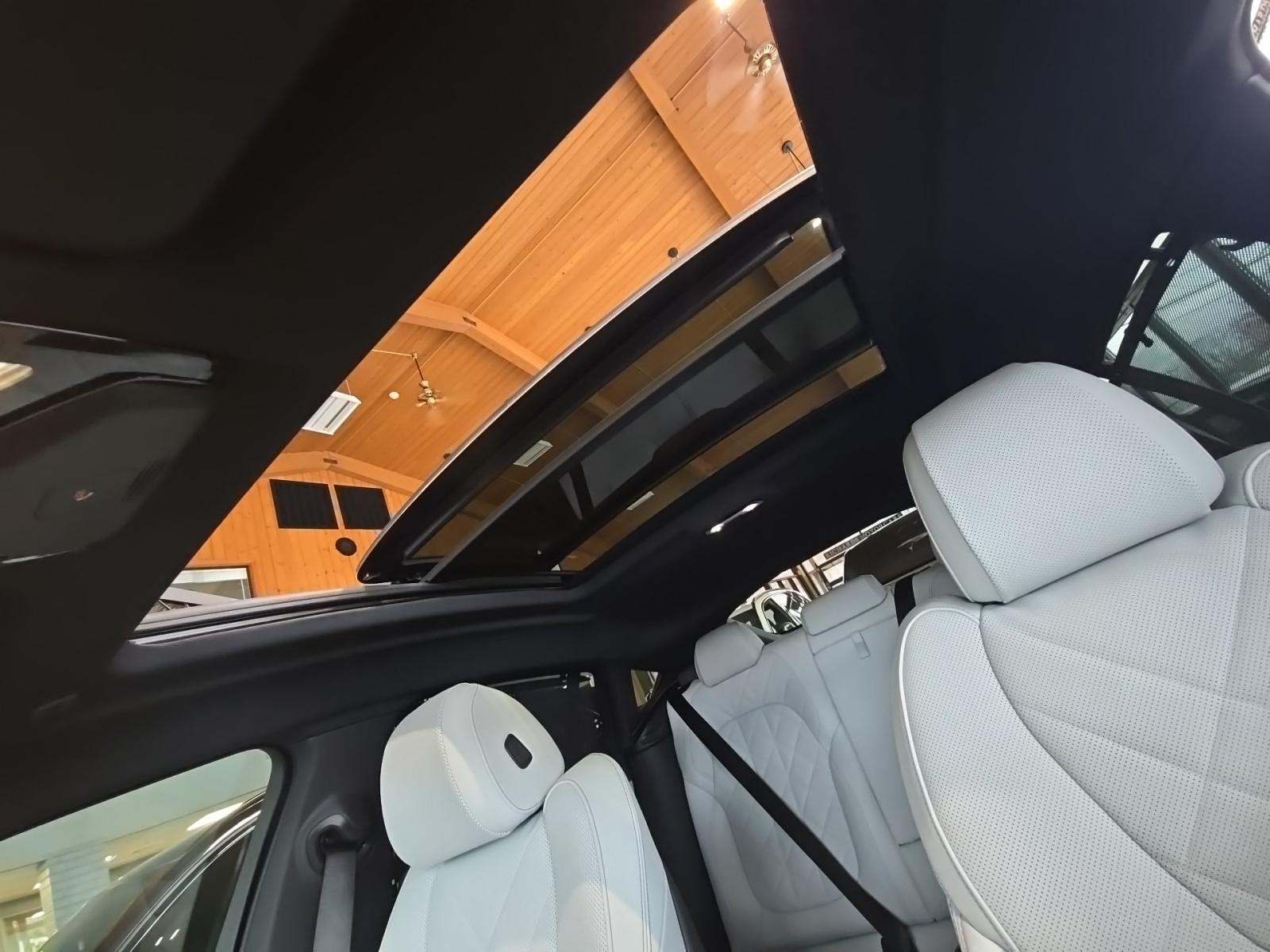 2026 BMW X6 M60i xDrive AWD