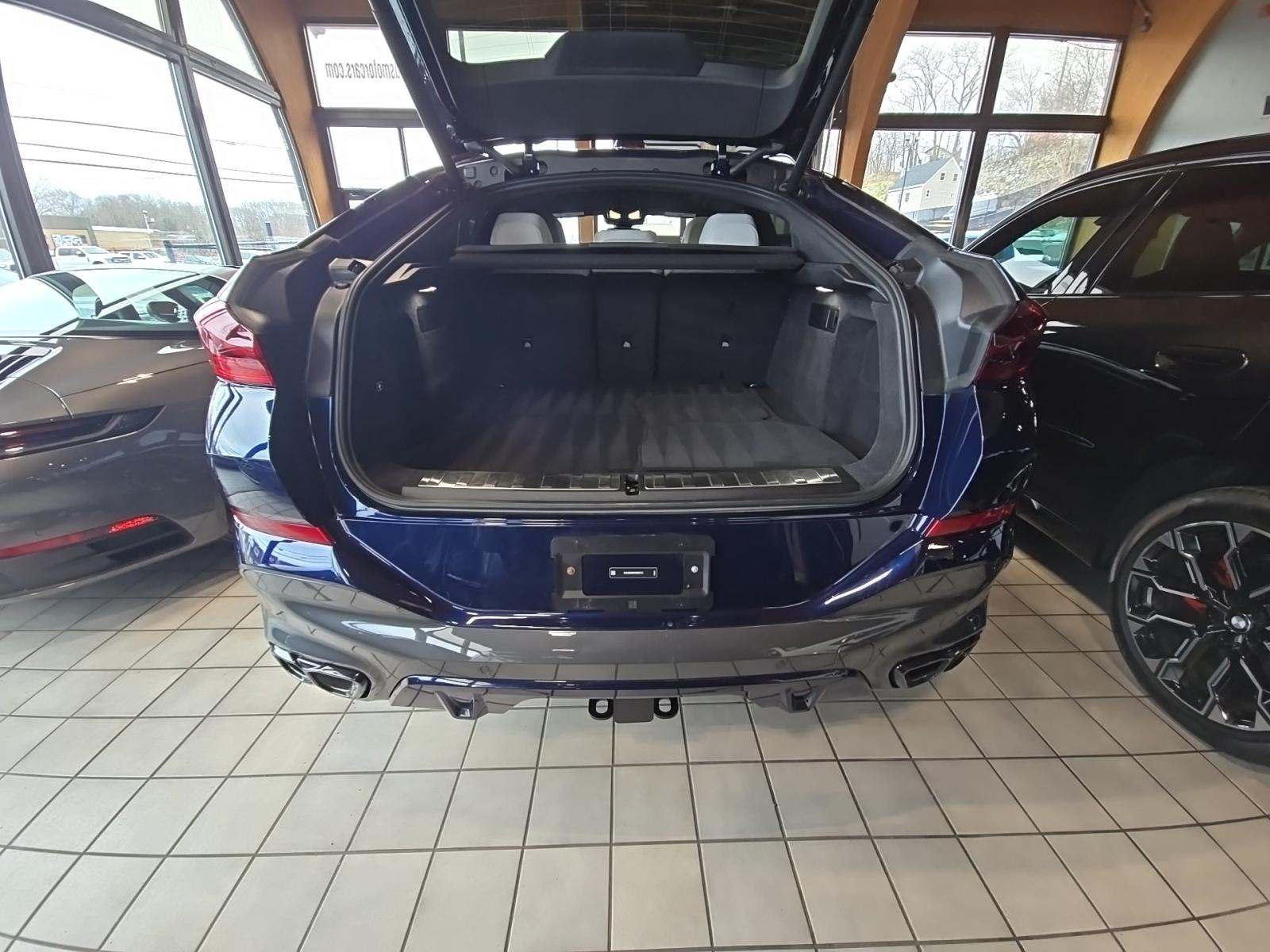 2026 BMW X6 M60i xDrive AWD