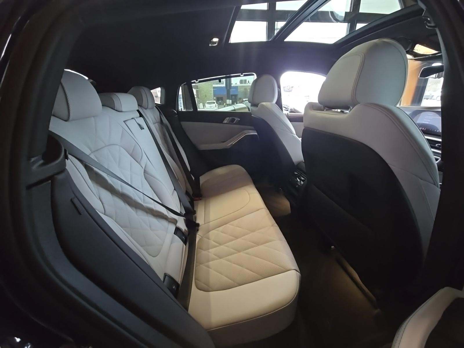 2026 BMW X6 M60i xDrive AWD