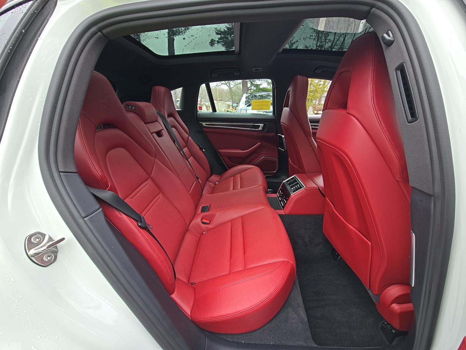 2023 Porsche Panamera 4 AWD