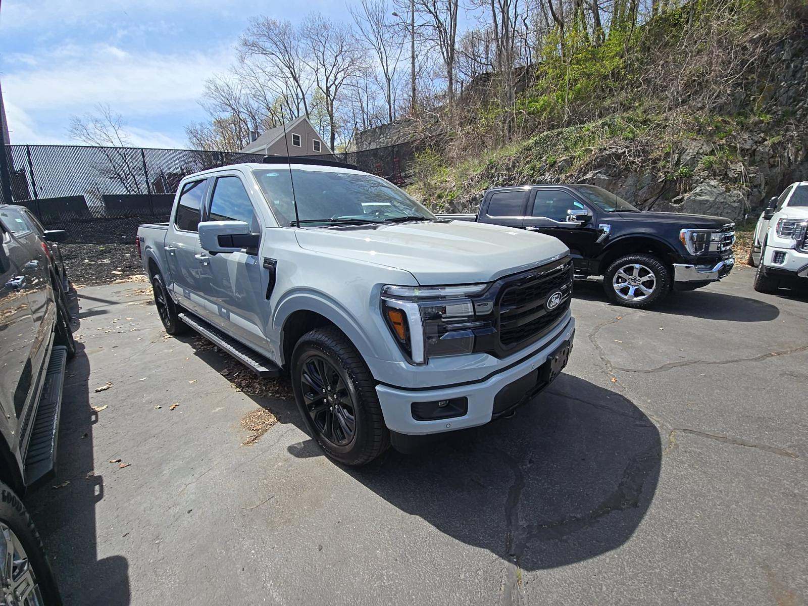 2026 Ford F-150 Lariat AWD