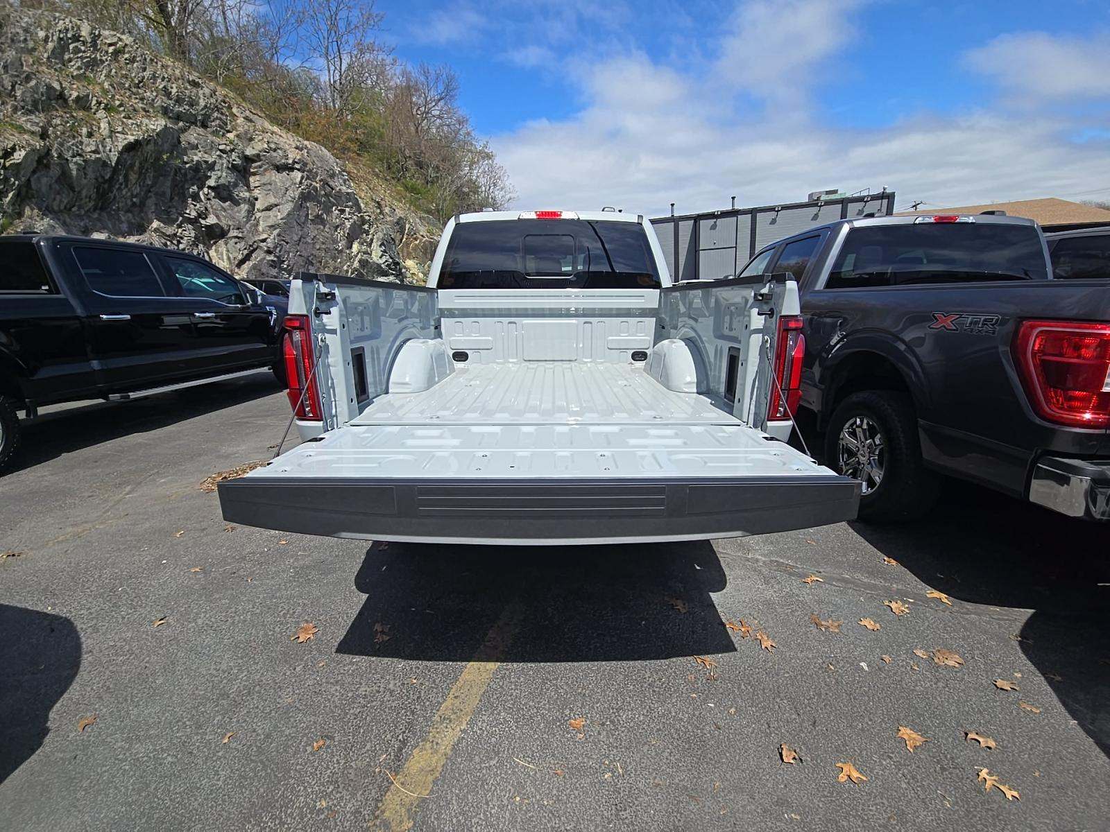2026 Ford F-150 Lariat AWD