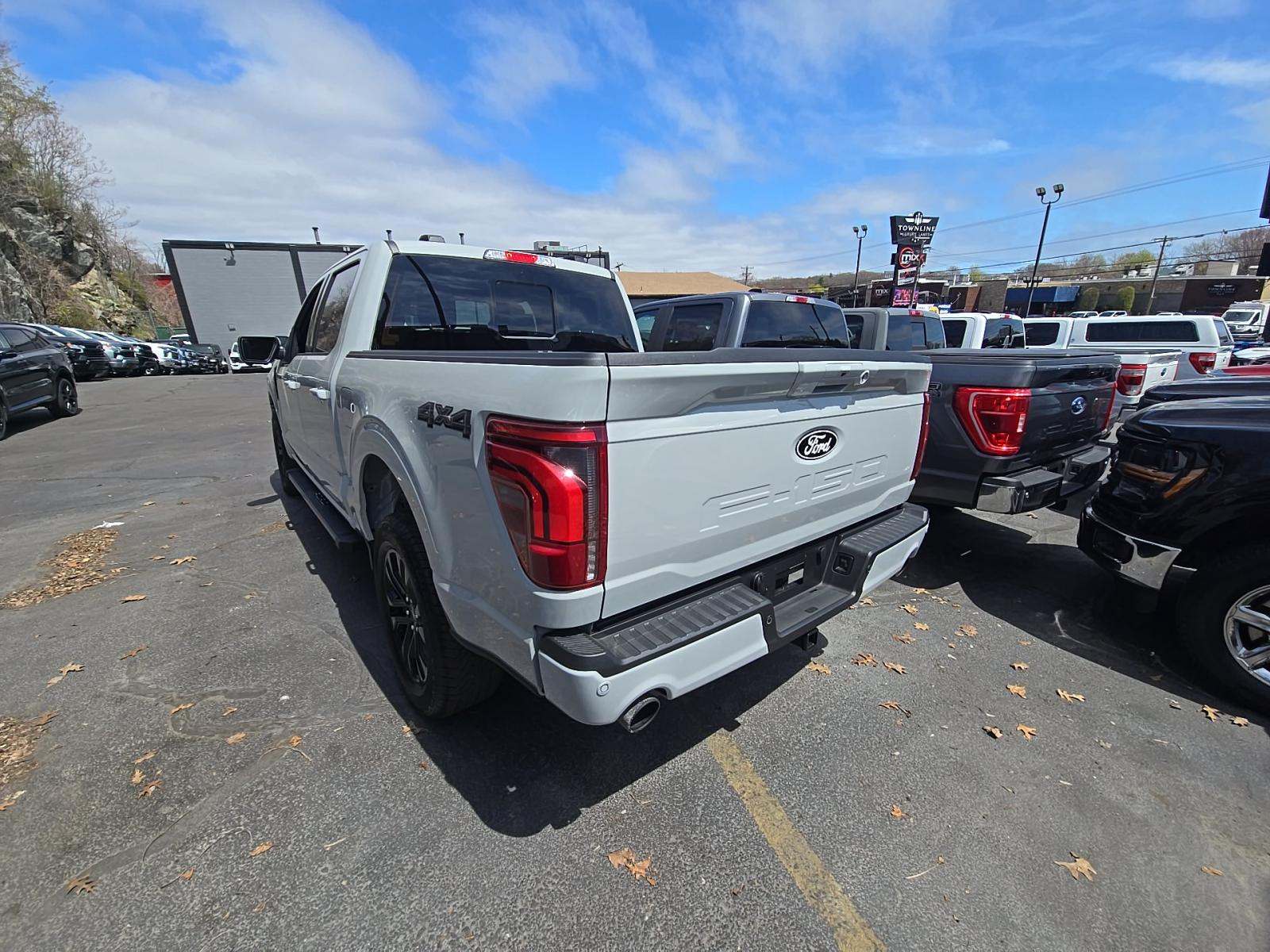 2026 Ford F-150 Lariat AWD