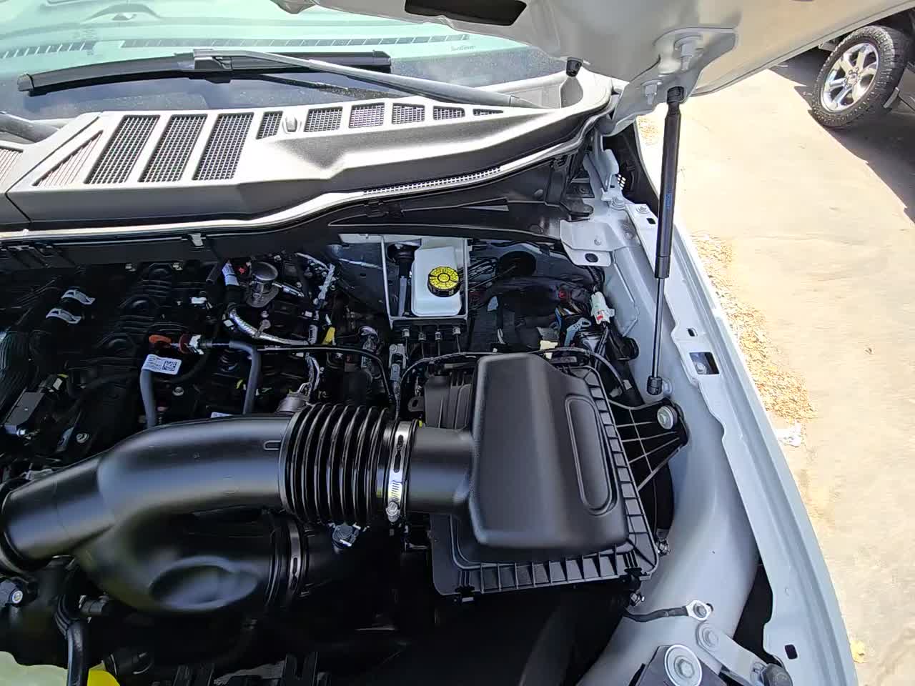 2026 Ford F-150 Lariat AWD