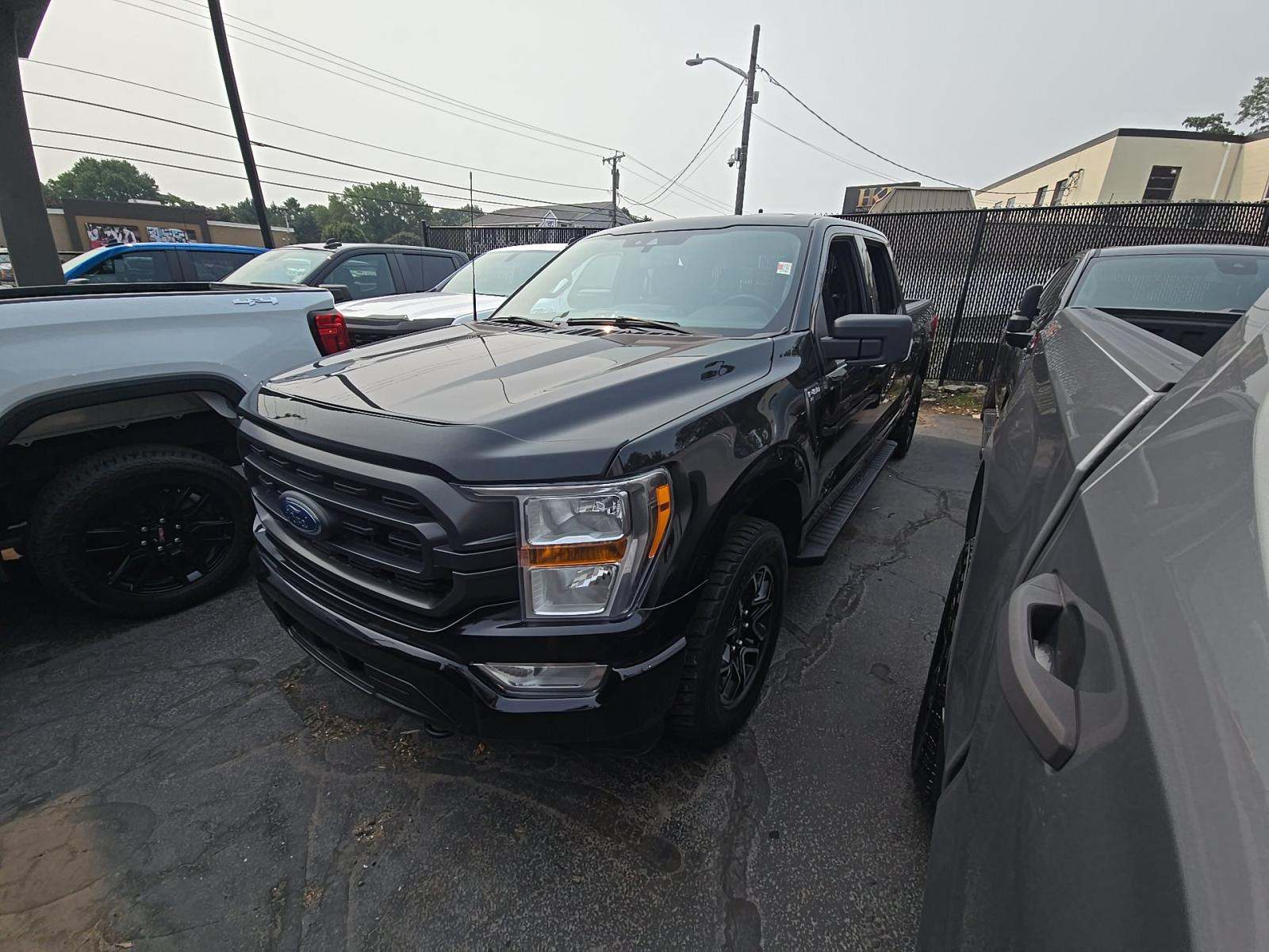 2022 Ford F-150 XLT AWD