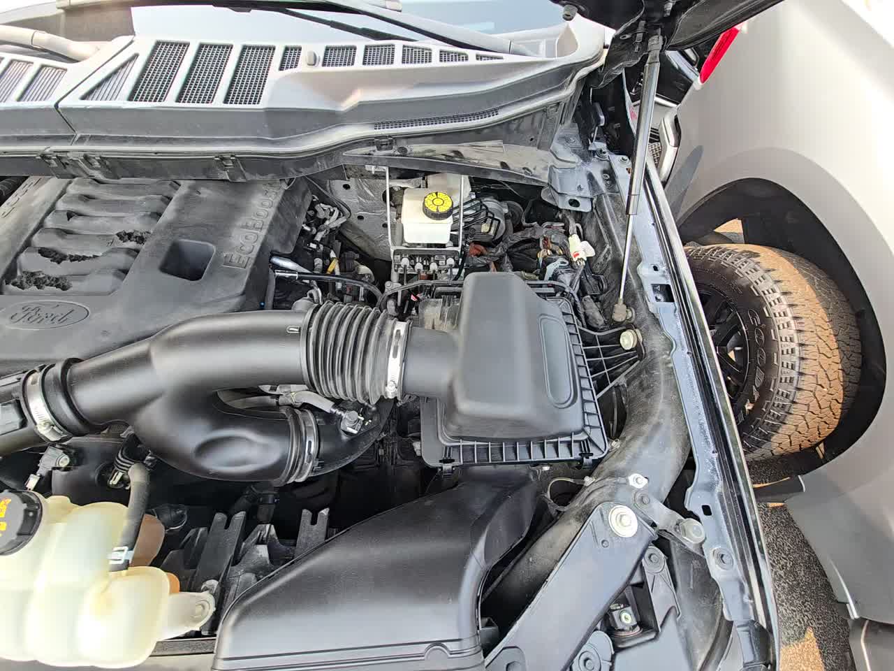 2022 Ford F-150 XLT AWD