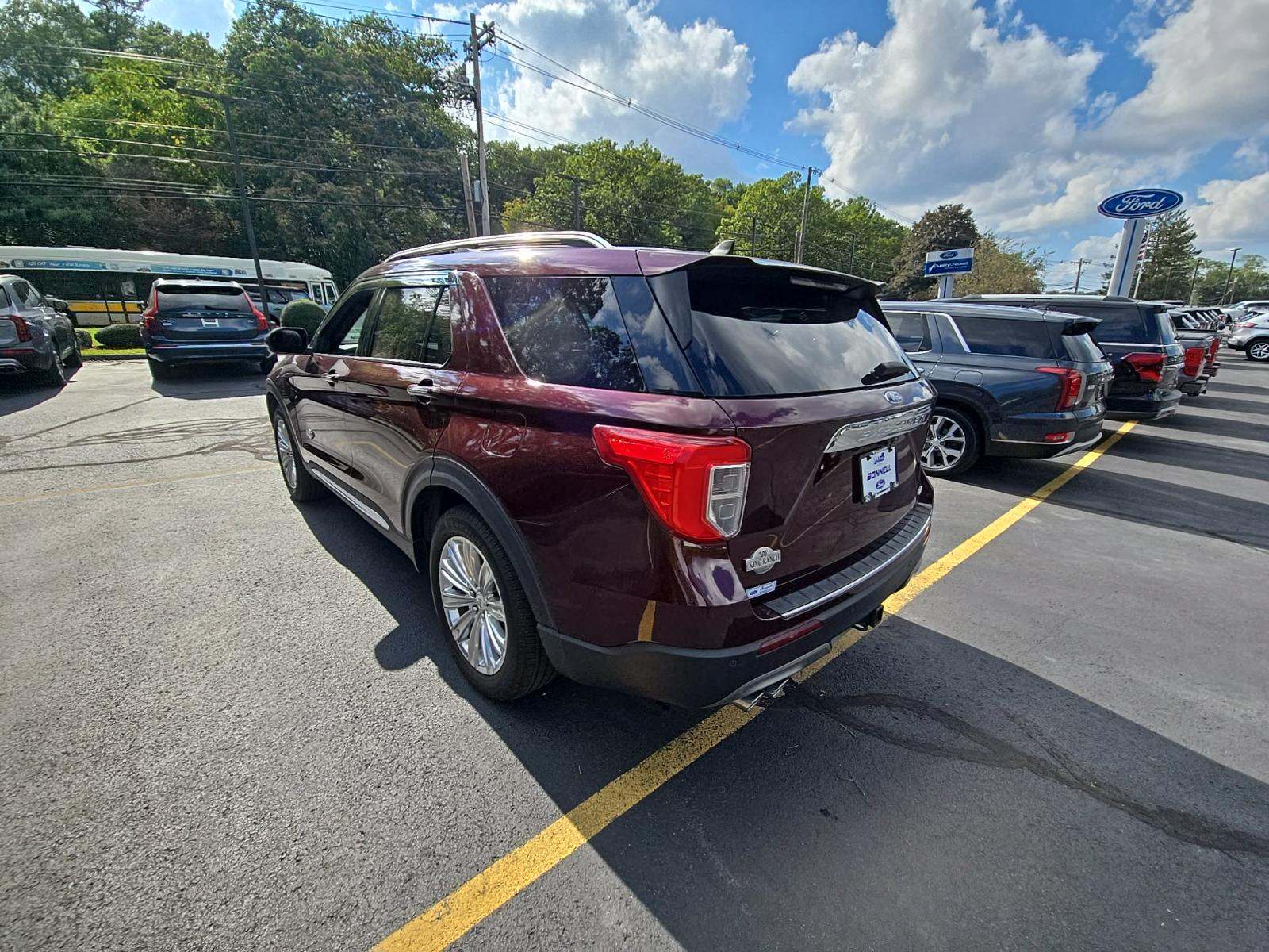 2022 Ford Explorer King Ranch AWD