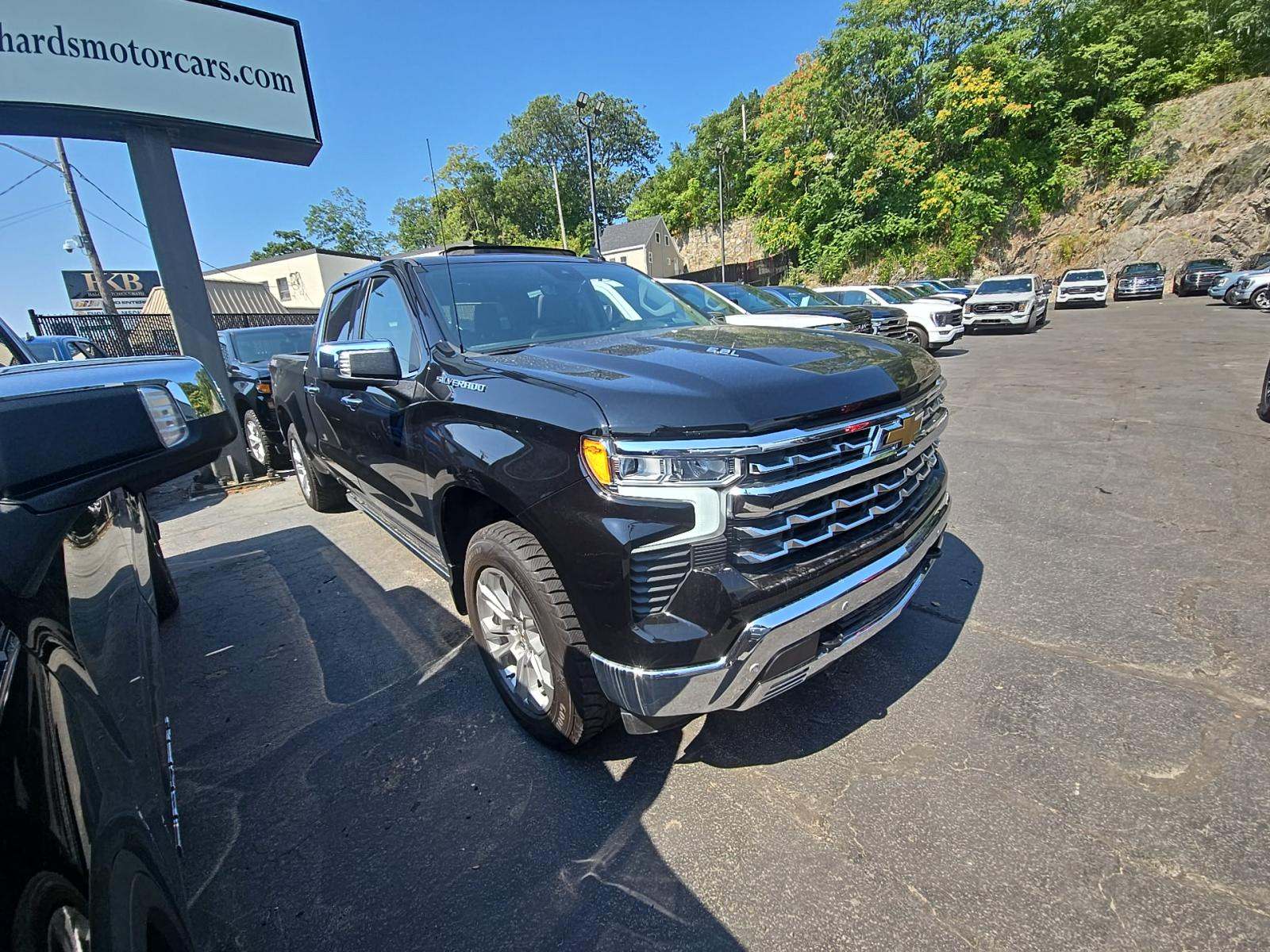 2024 Chevrolet Silverado 1500 LTZ AWD