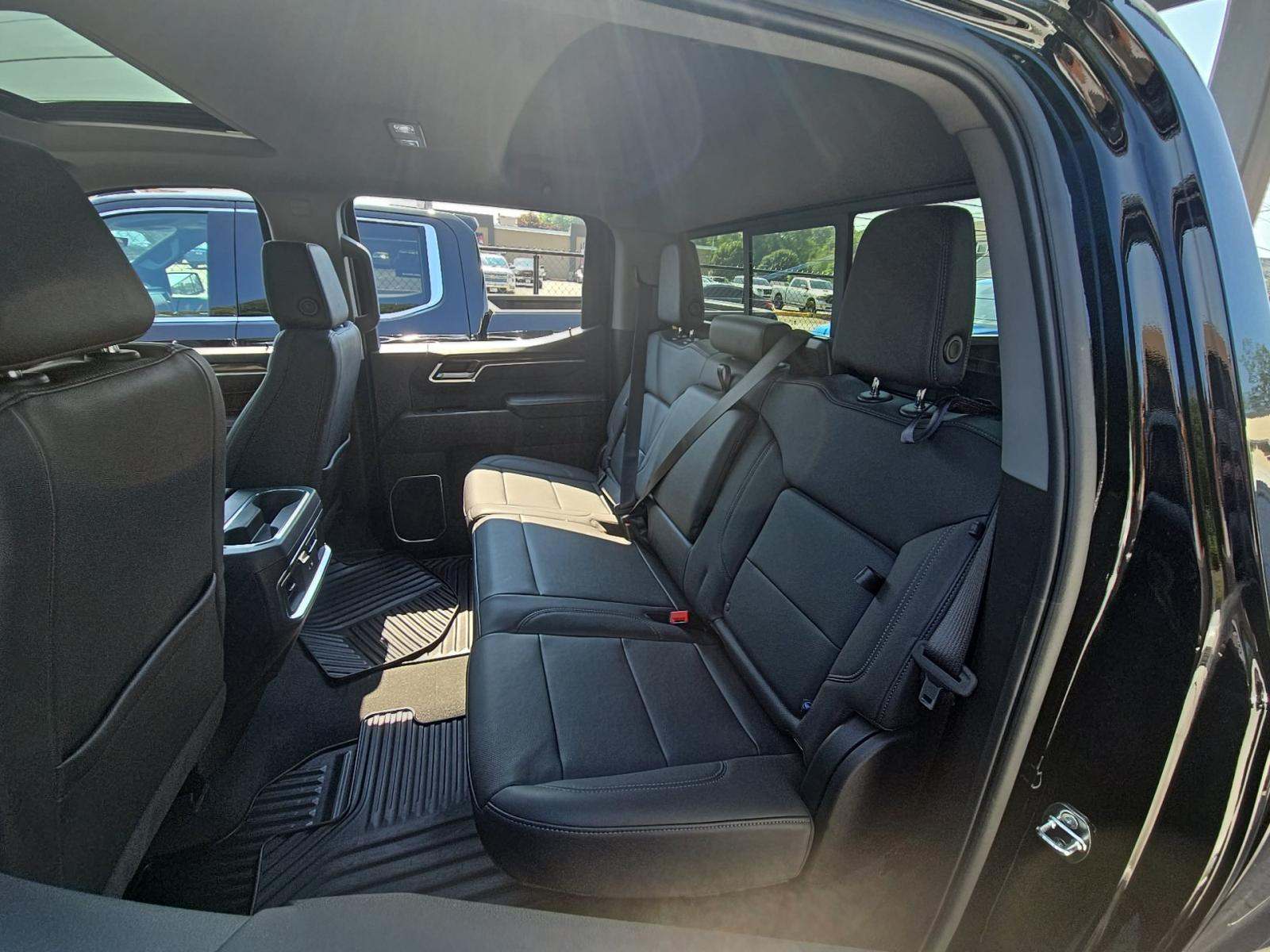 2024 Chevrolet Silverado 1500 LTZ AWD