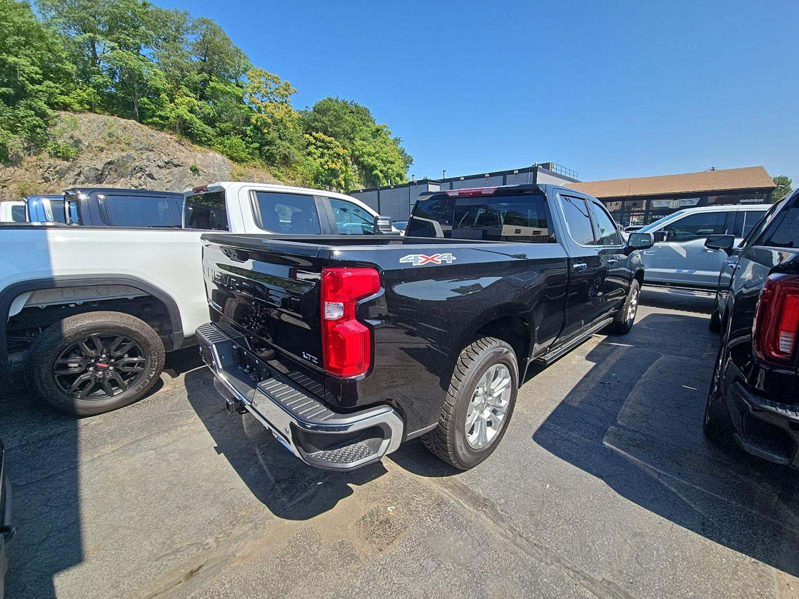 2024 Chevrolet Silverado 1500 LTZ AWD