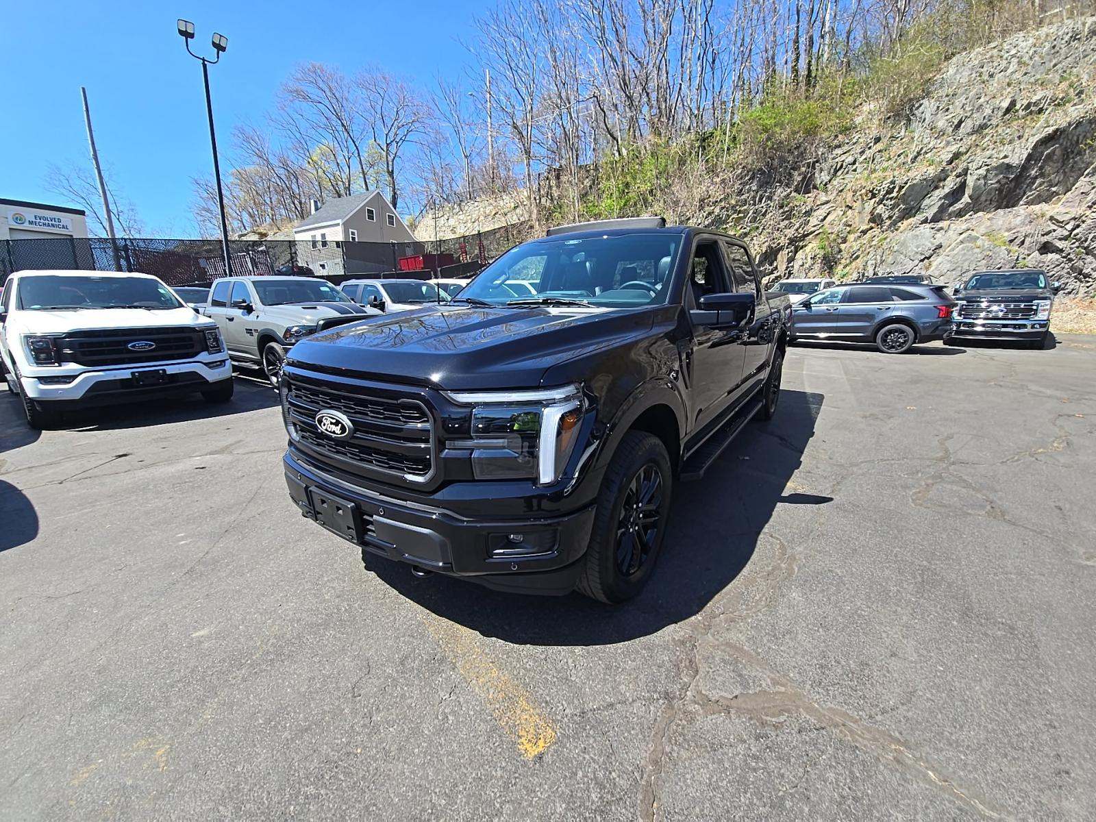 2026 Ford F-150 Lariat AWD