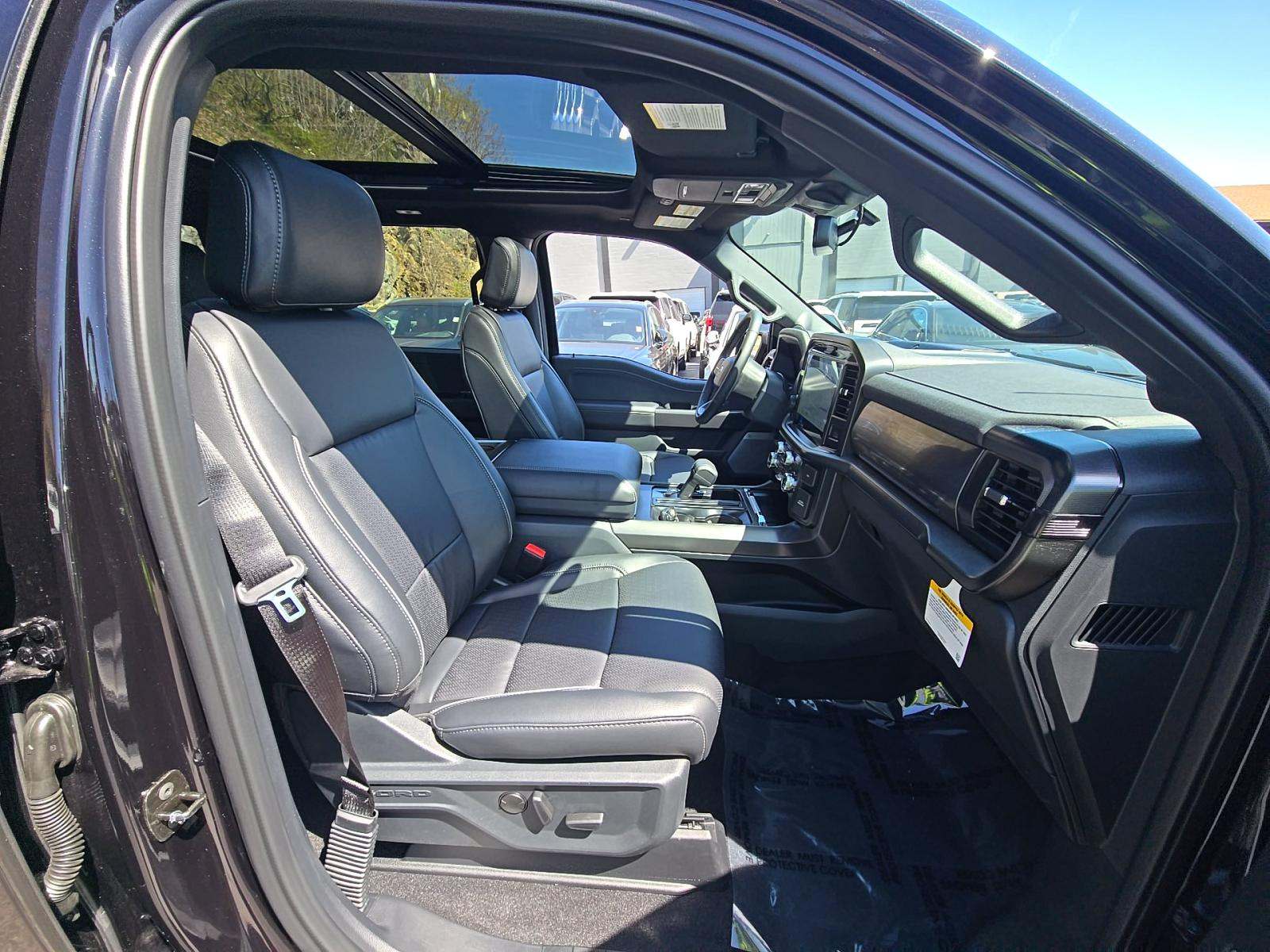 2026 Ford F-150 Lariat AWD