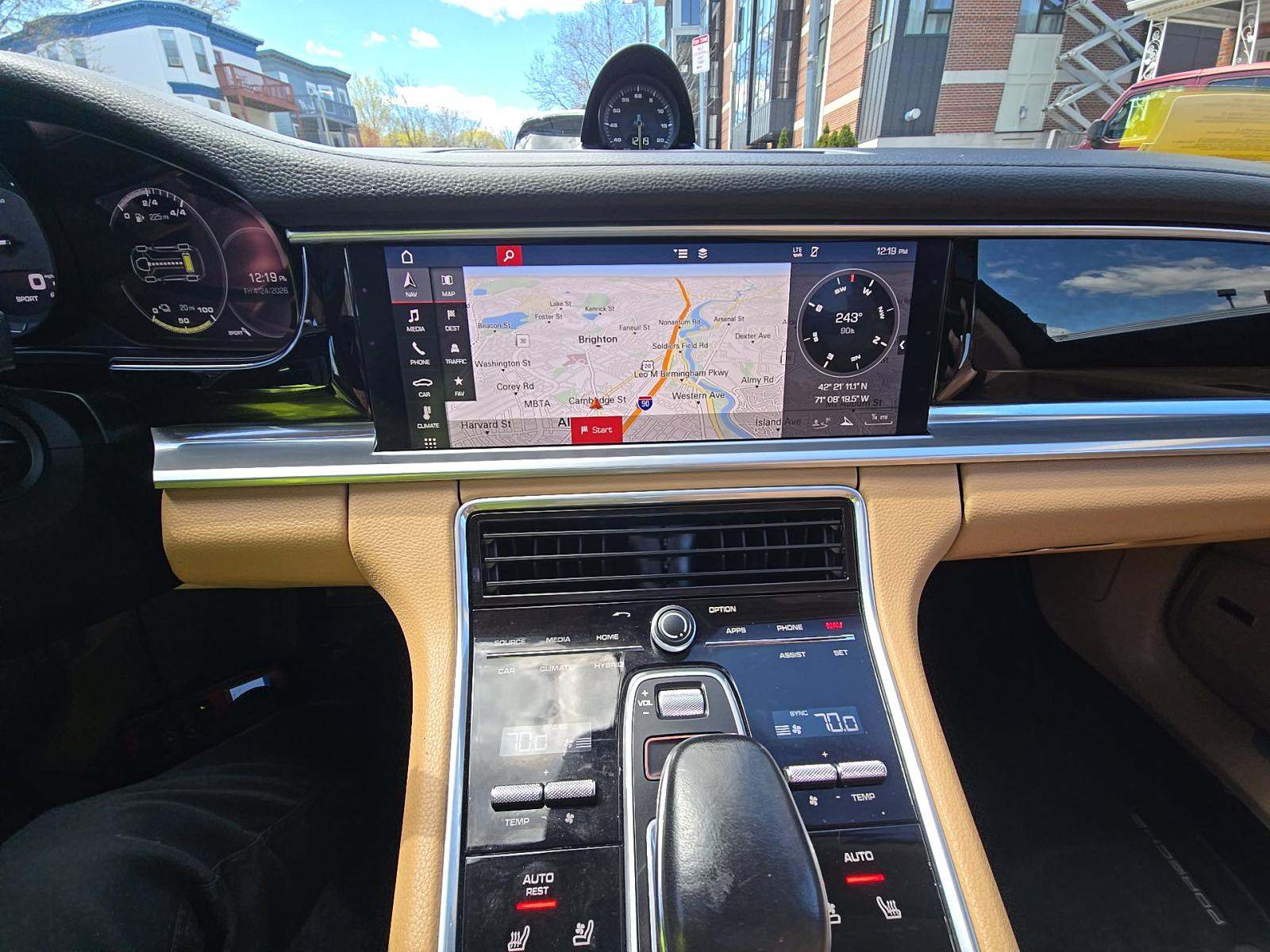 PORSCHE CAYENNE - 10