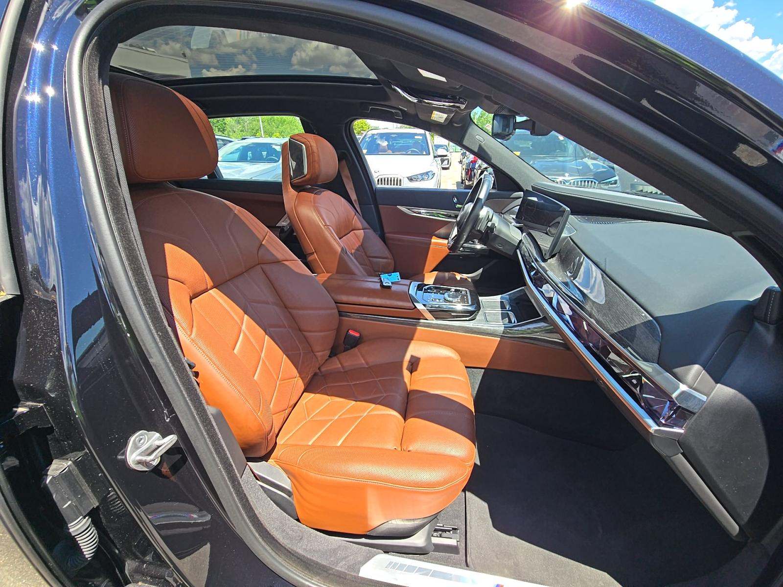 2023 BMW 7 Series 760i xDrive AWD
