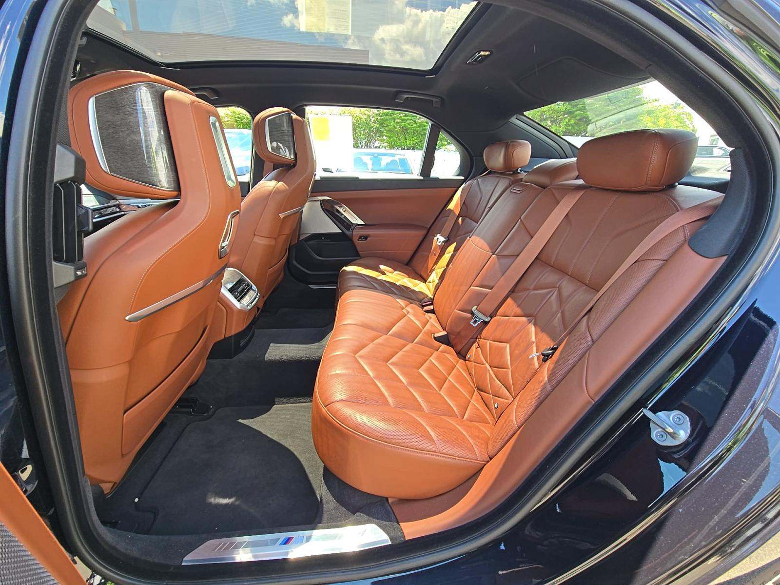 2023 BMW 7 Series 760i xDrive AWD