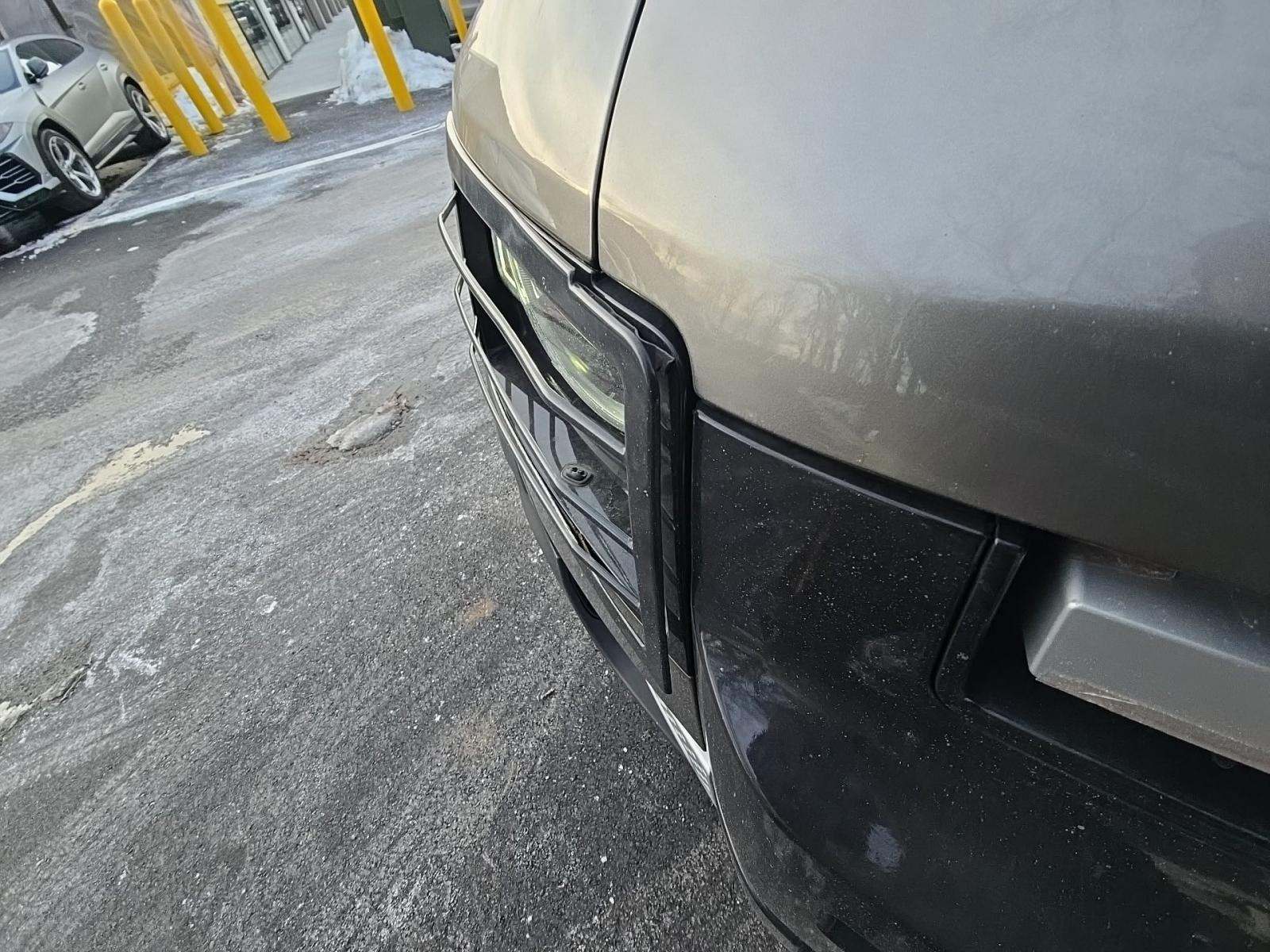 2022 Land Rover Defender 110 XS Edition AWD