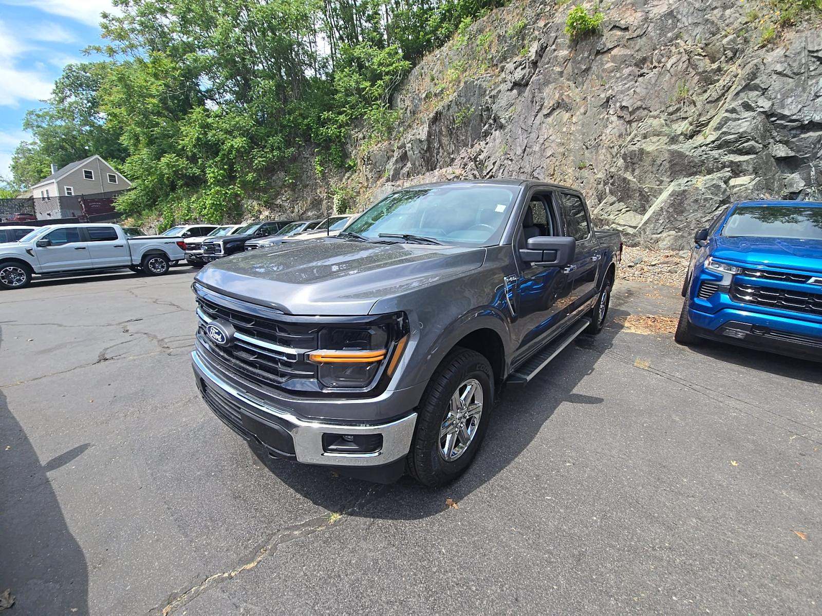 2024 Ford F-150 XLT AWD