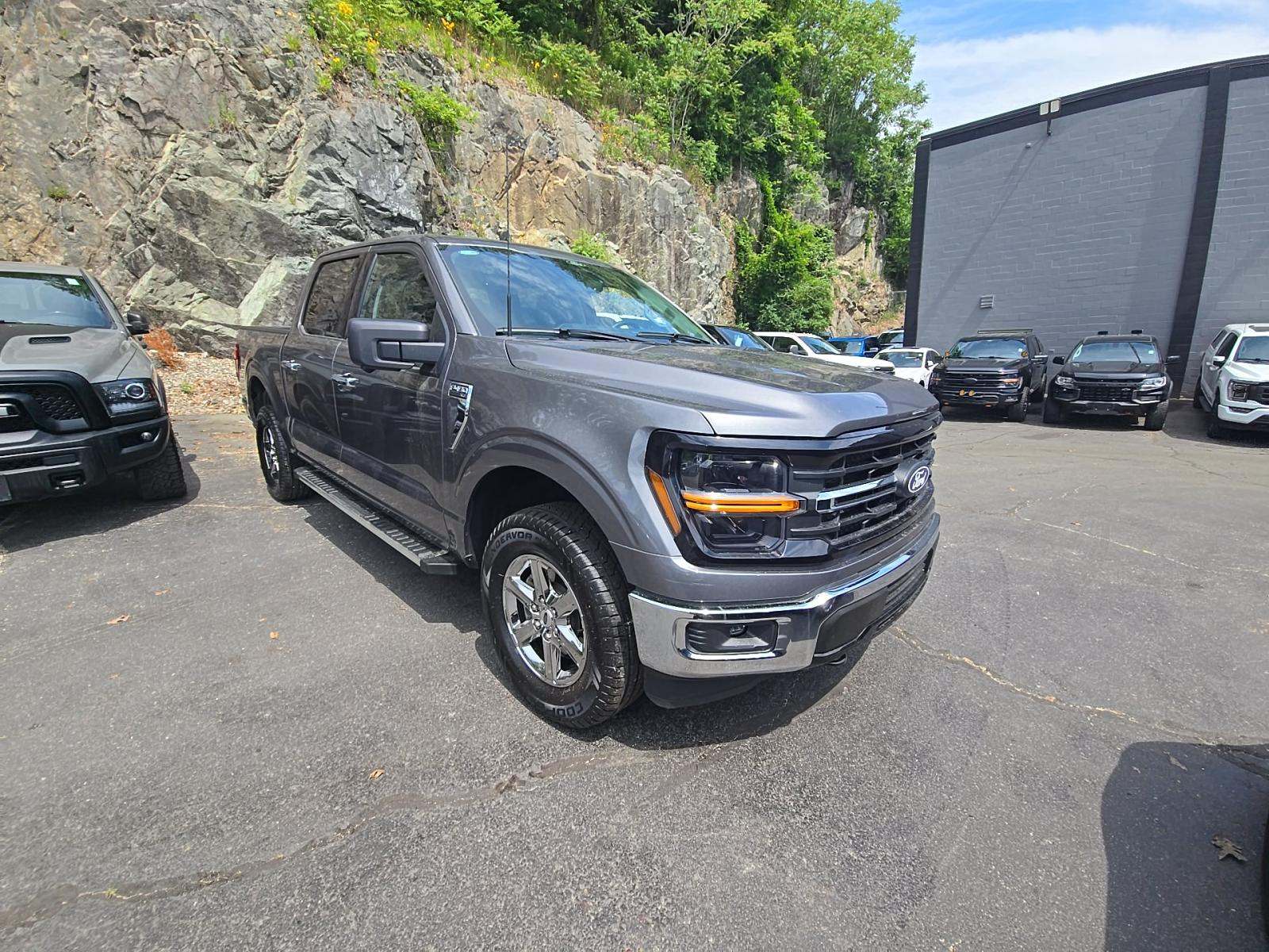 2024 Ford F-150 XLT AWD