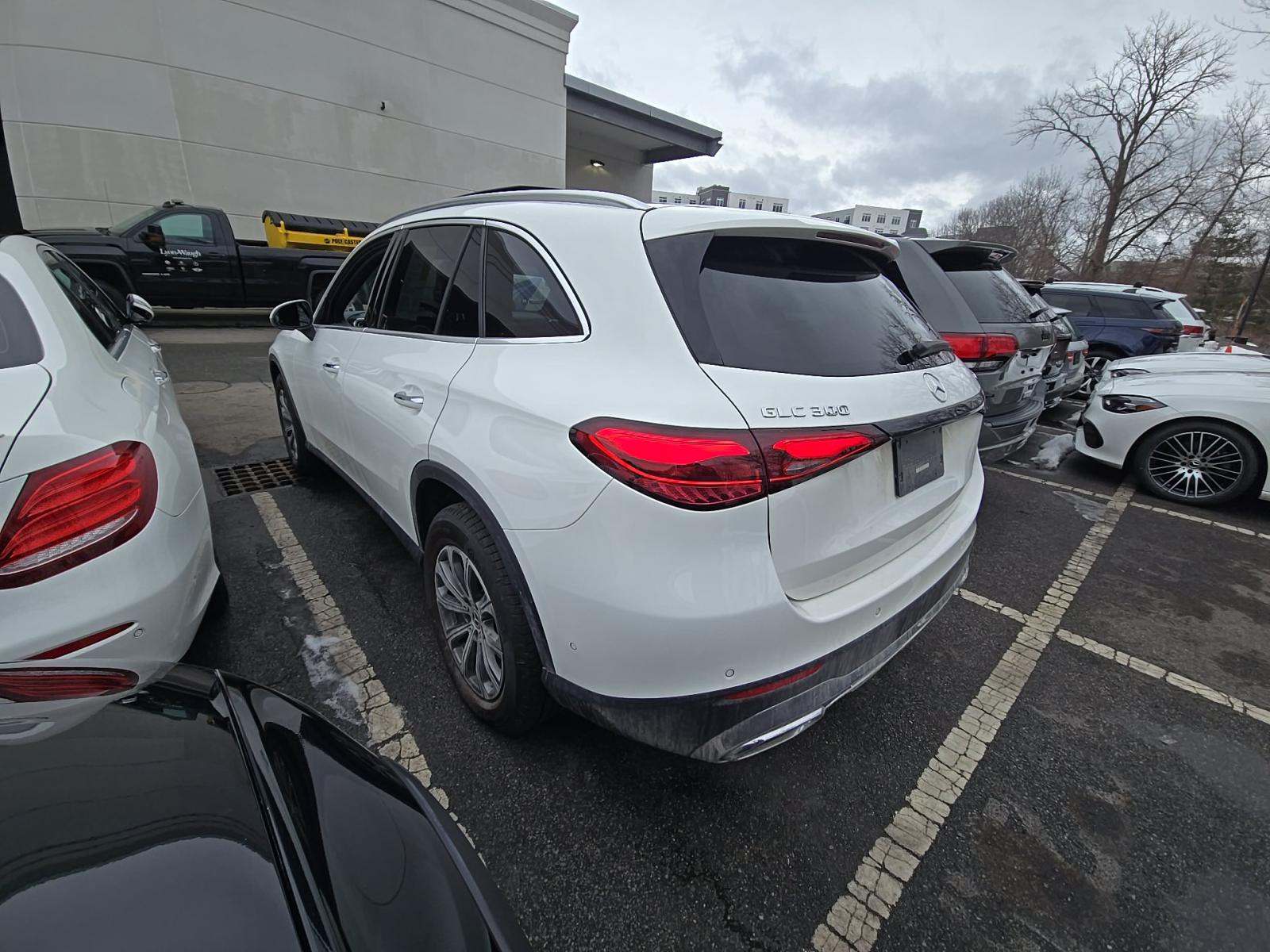 2025 Mercedes-Benz GLC GLC 300 AWD