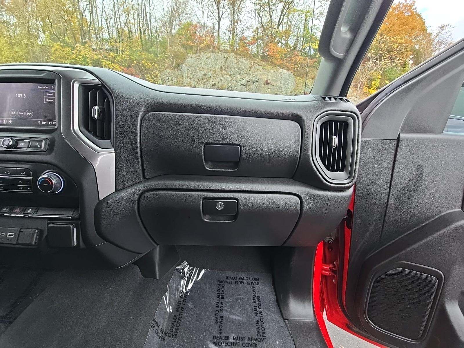 2023 Chevrolet Silverado 1500 Custom AWD