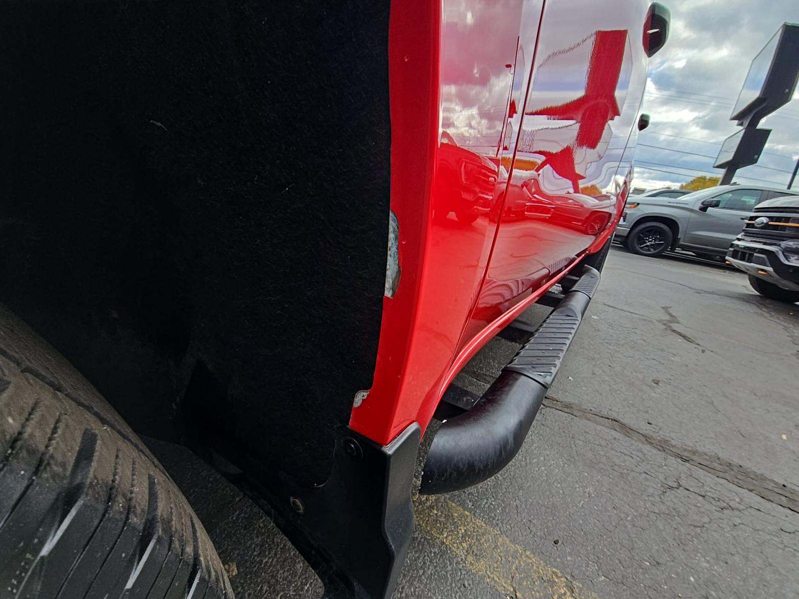 2023 Chevrolet Silverado 1500 Custom AWD