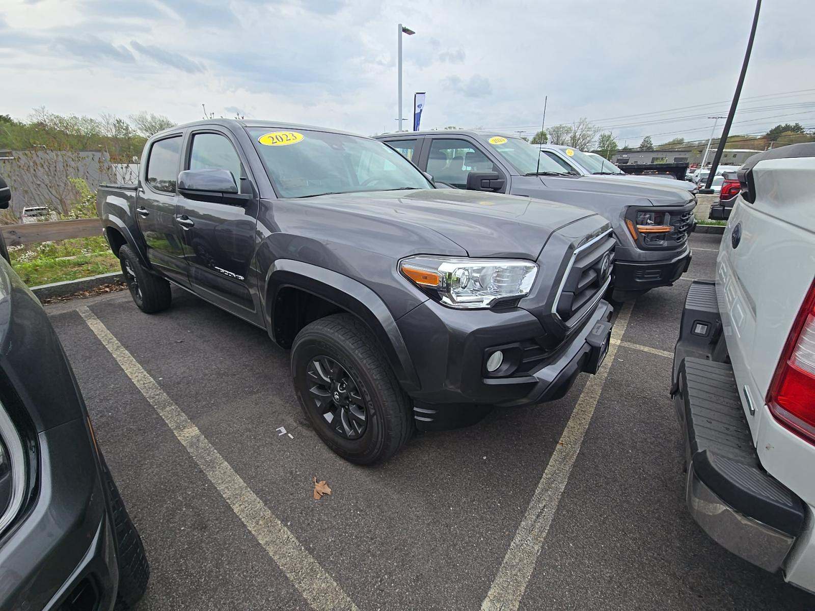TOYOTA TACOMA - 4