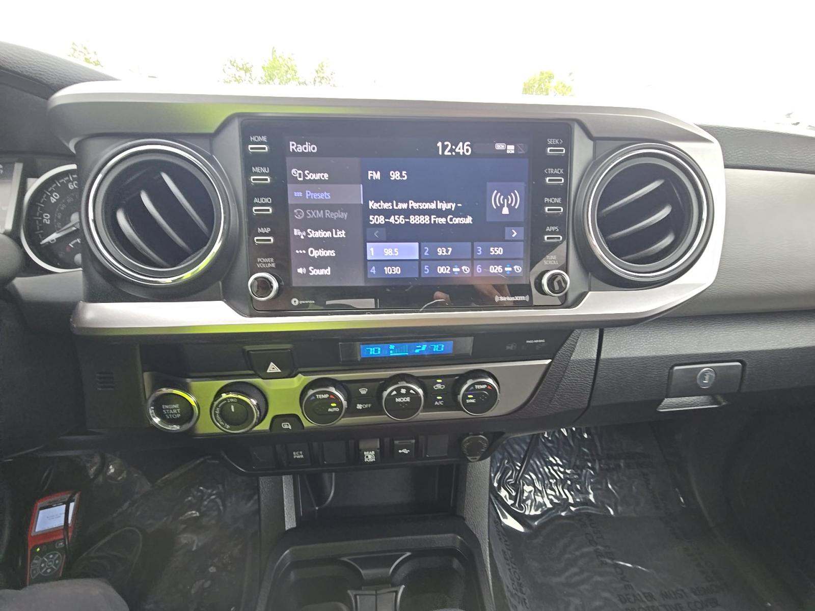 TOYOTA TACOMA - 10