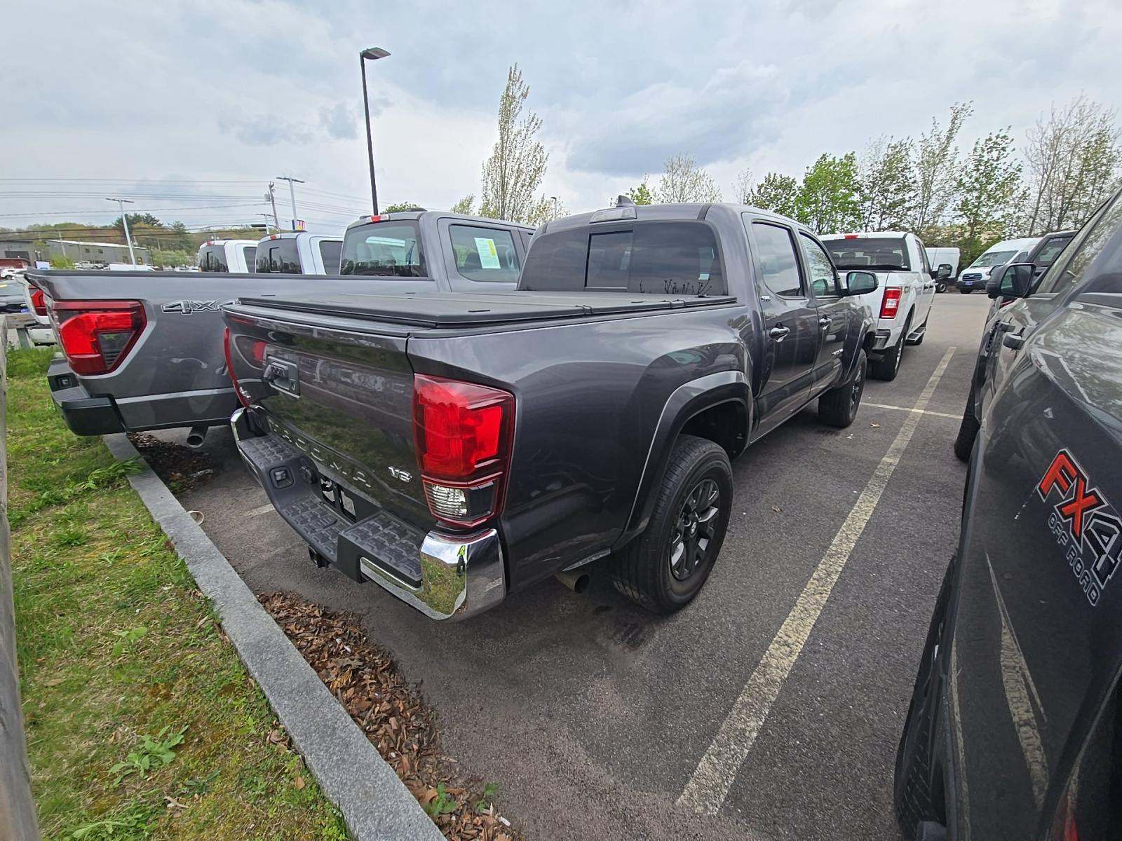TOYOTA TACOMA - 3