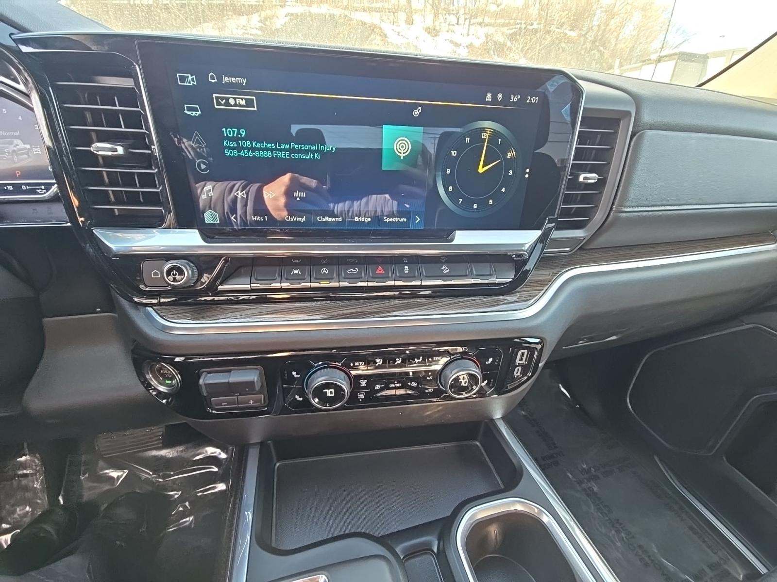 2024 Chevrolet Silverado 1500 RST AWD