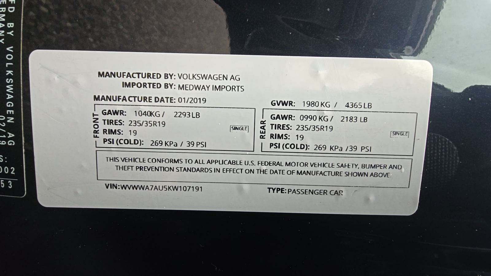 2019 Volkswagen Golf R Base AWD