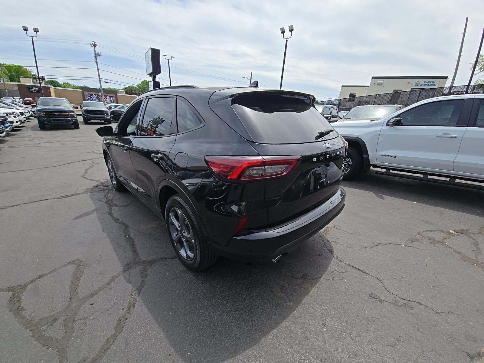 2024 Ford Escape ST-Line AWD