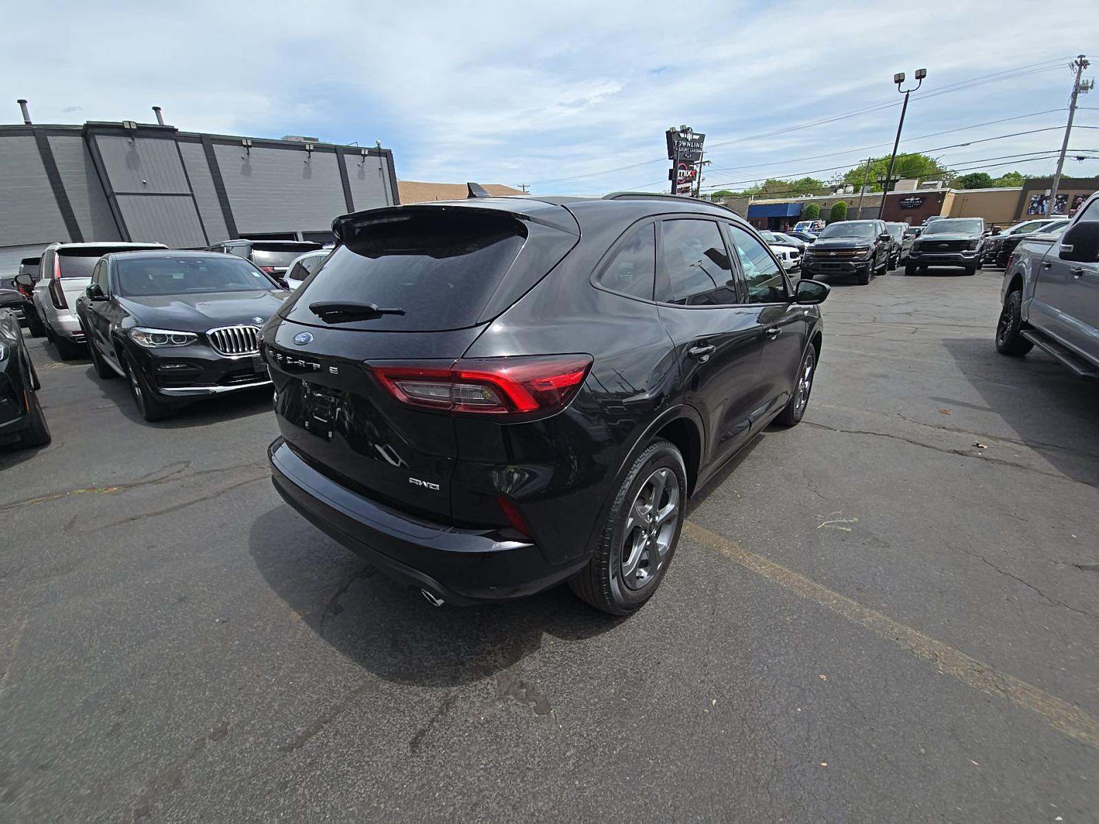 2024 Ford Escape ST-Line AWD
