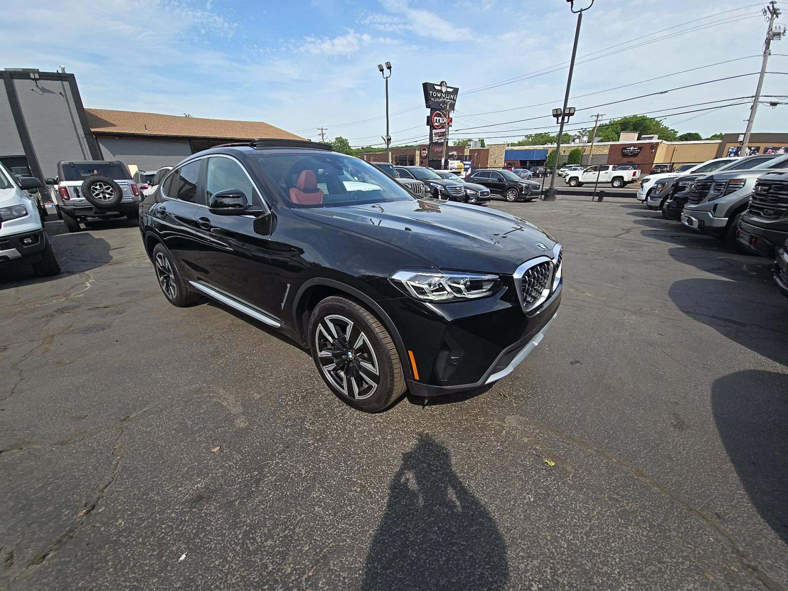 2023 BMW X4 xDrive30i AWD