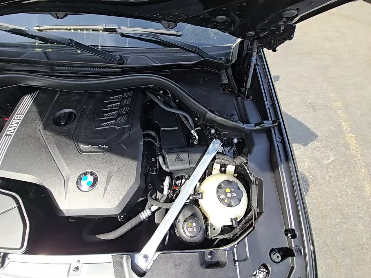 2023 BMW X4 xDrive30i AWD