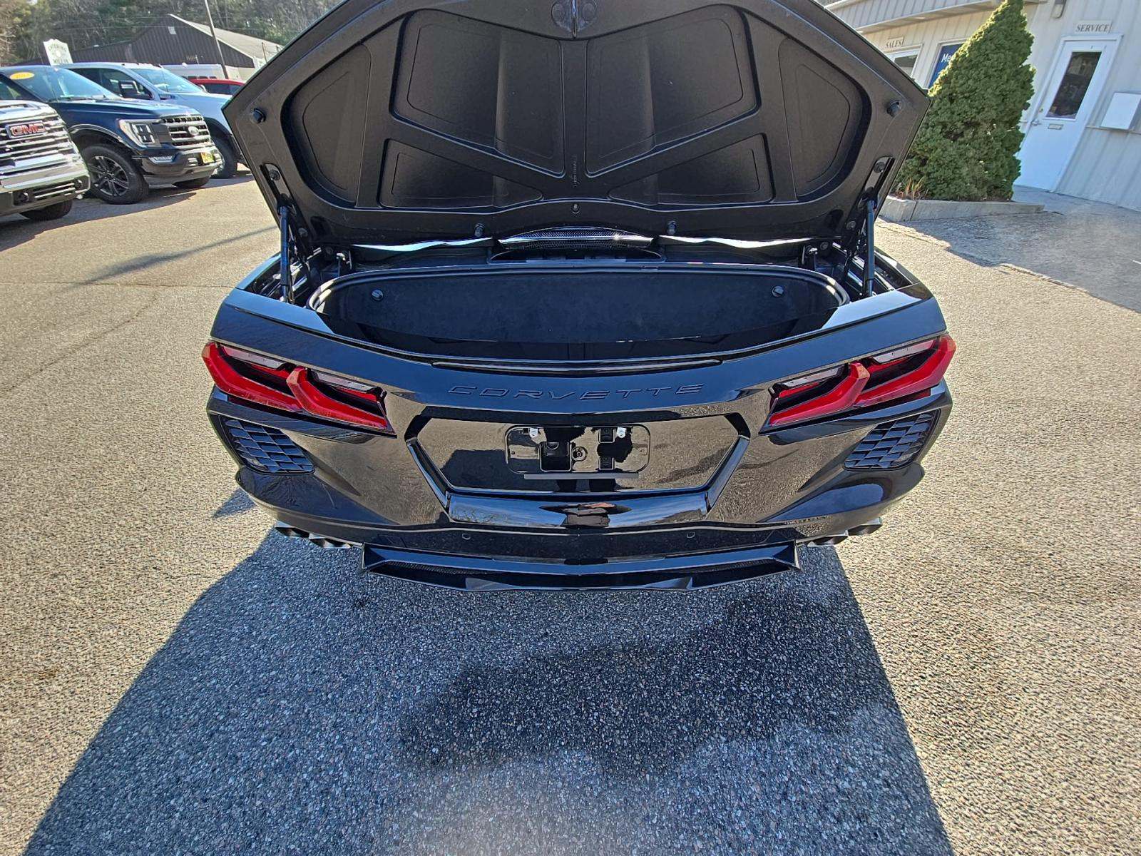 2025 Chevrolet Corvette Stingray RWD