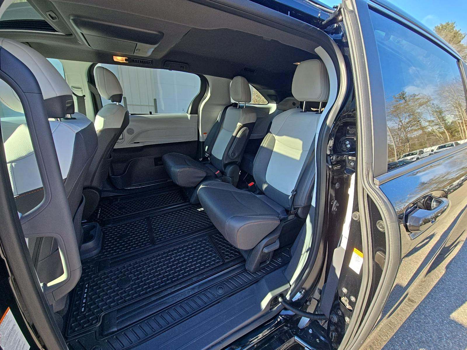 2024 Toyota Sienna XSE AWD