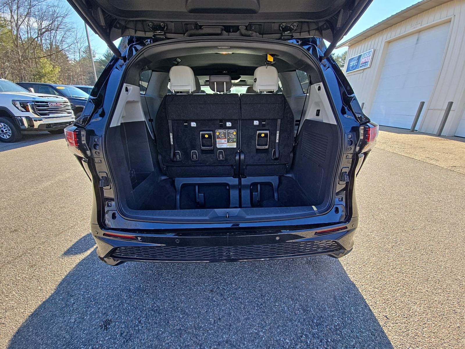 2024 Toyota Sienna XSE AWD
