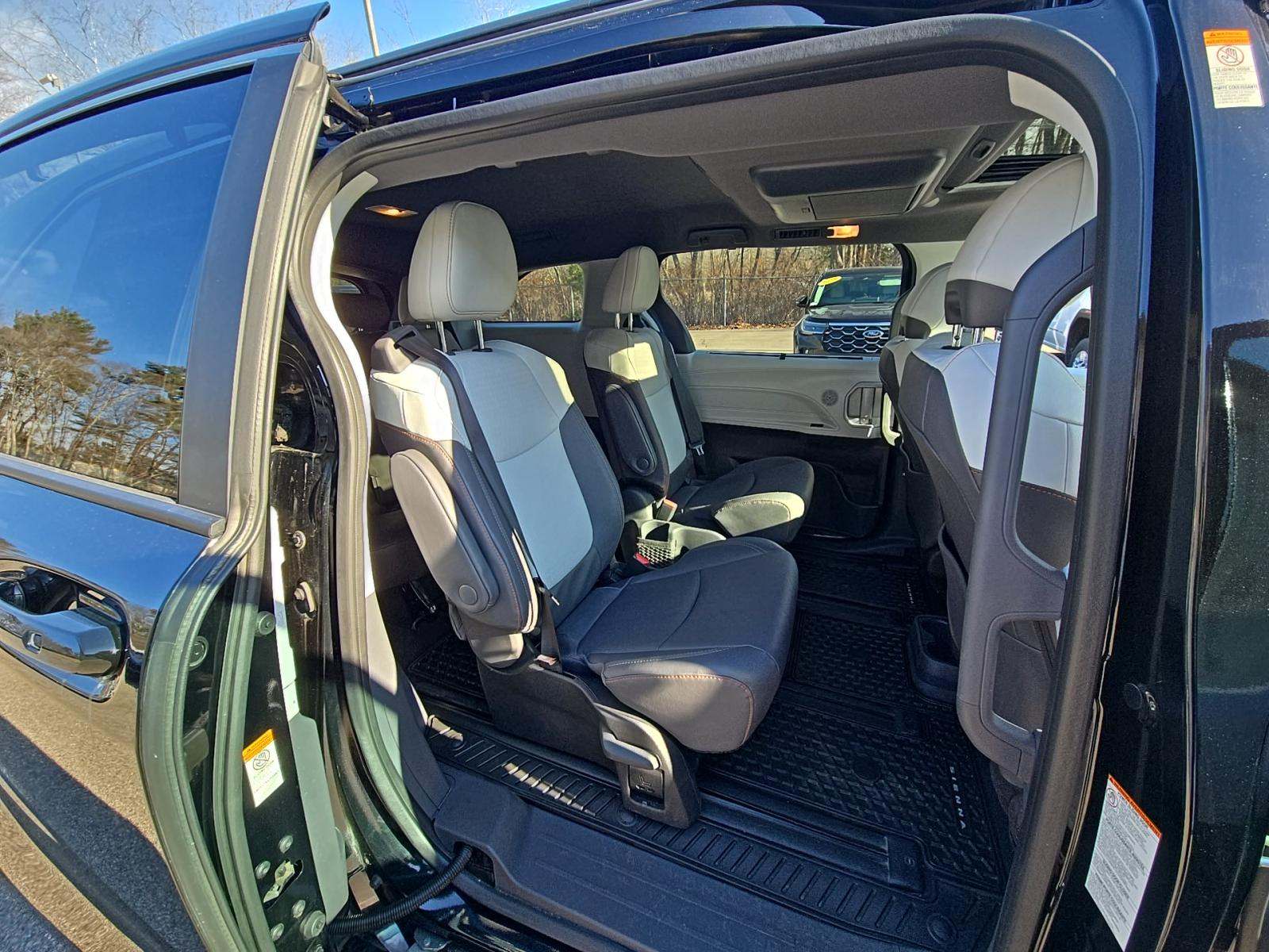 2024 Toyota Sienna XSE AWD