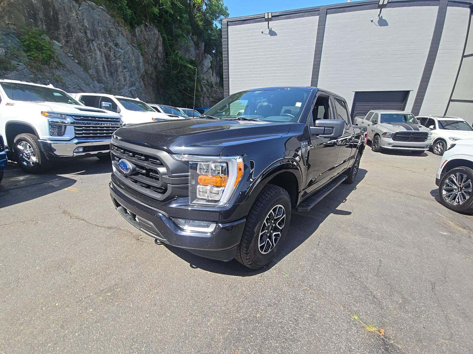 2022 Ford F-150 XLT AWD