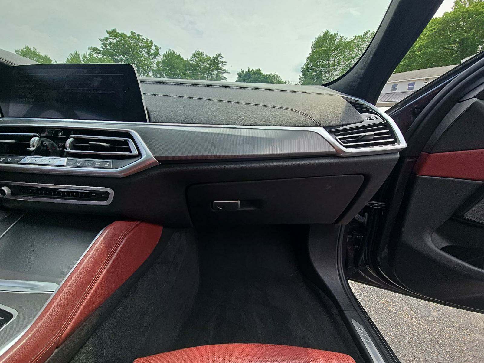 2021 BMW X6 M50i AWD