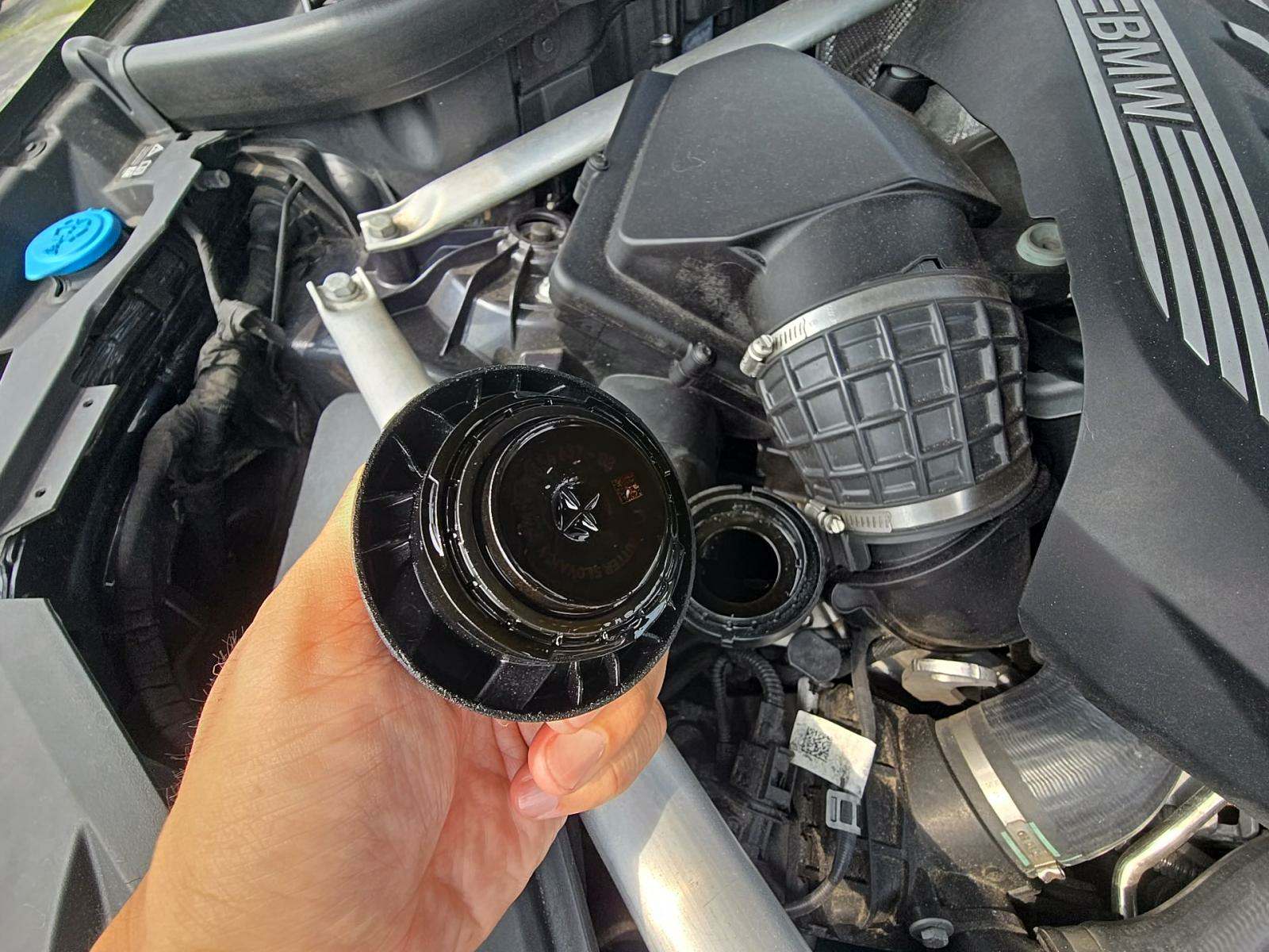 2021 BMW X6 M50i AWD