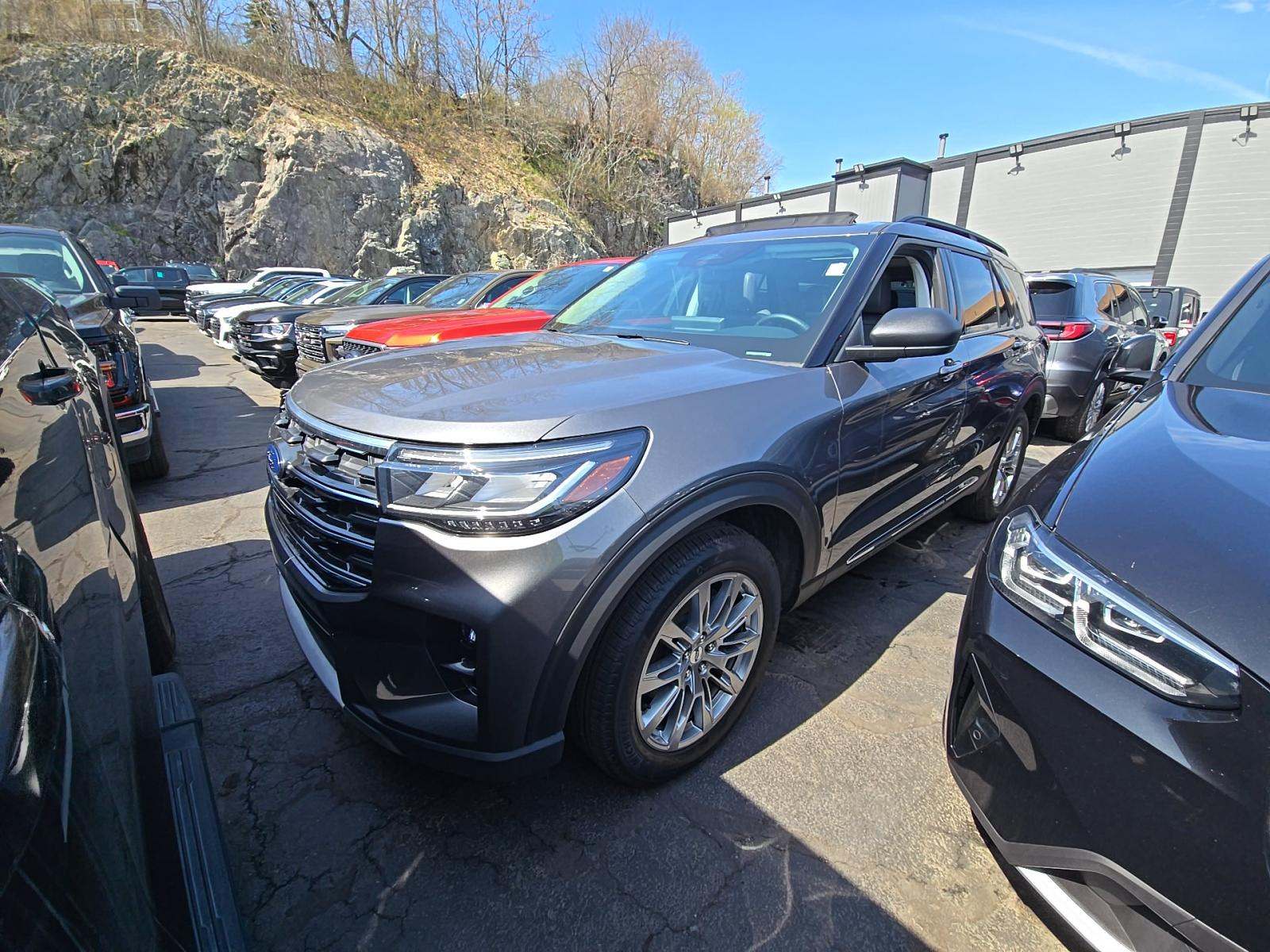 FORD EXPLORER - 1