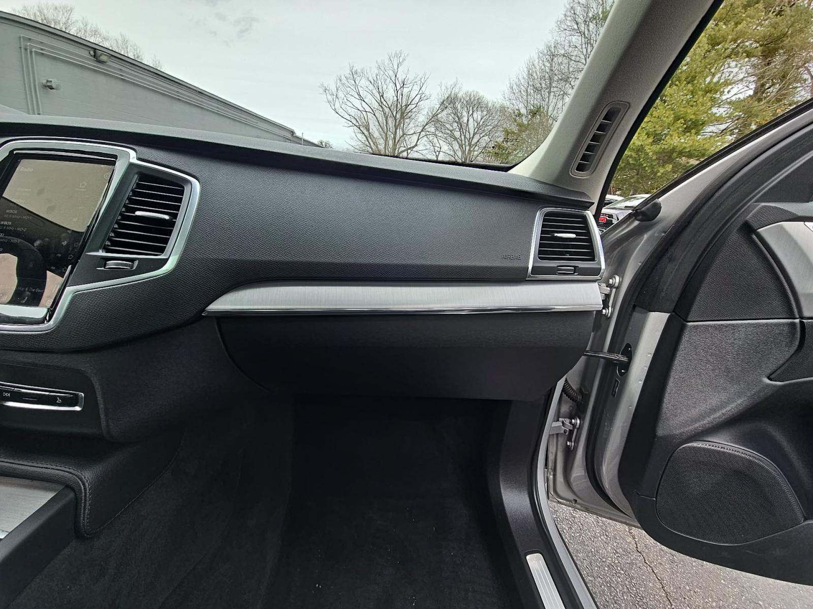 2023 Volvo XC90 B5 Core AWD