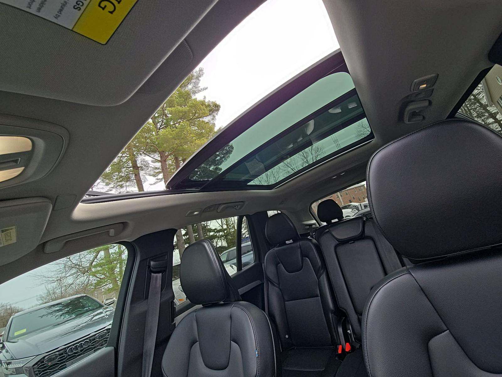 2023 Volvo XC90 B5 Core AWD